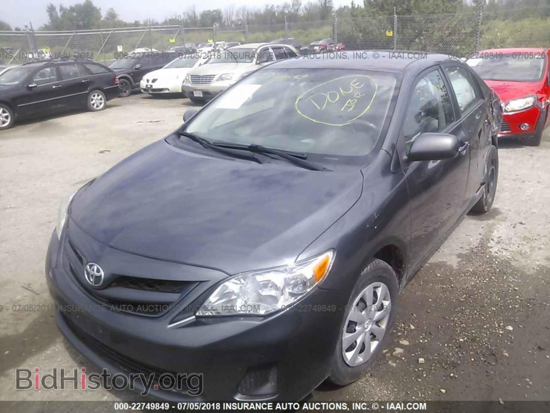 2011 Toyota Corolla - VIN: 2T1BU4EEXBC703462 - Photo 2