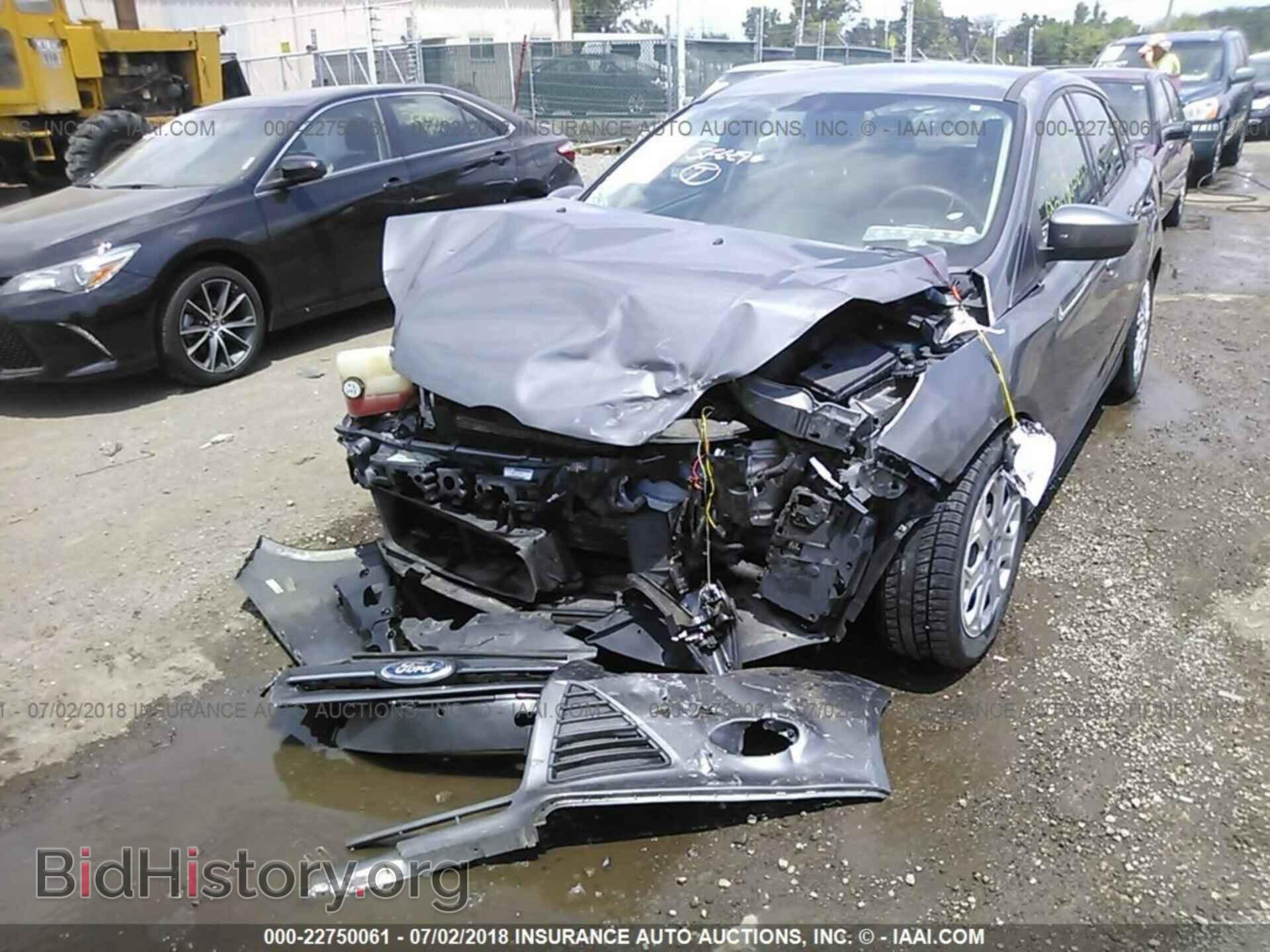 2012 Ford Focus - VIN: 1FAHP3F25CL261674 - Photo 6