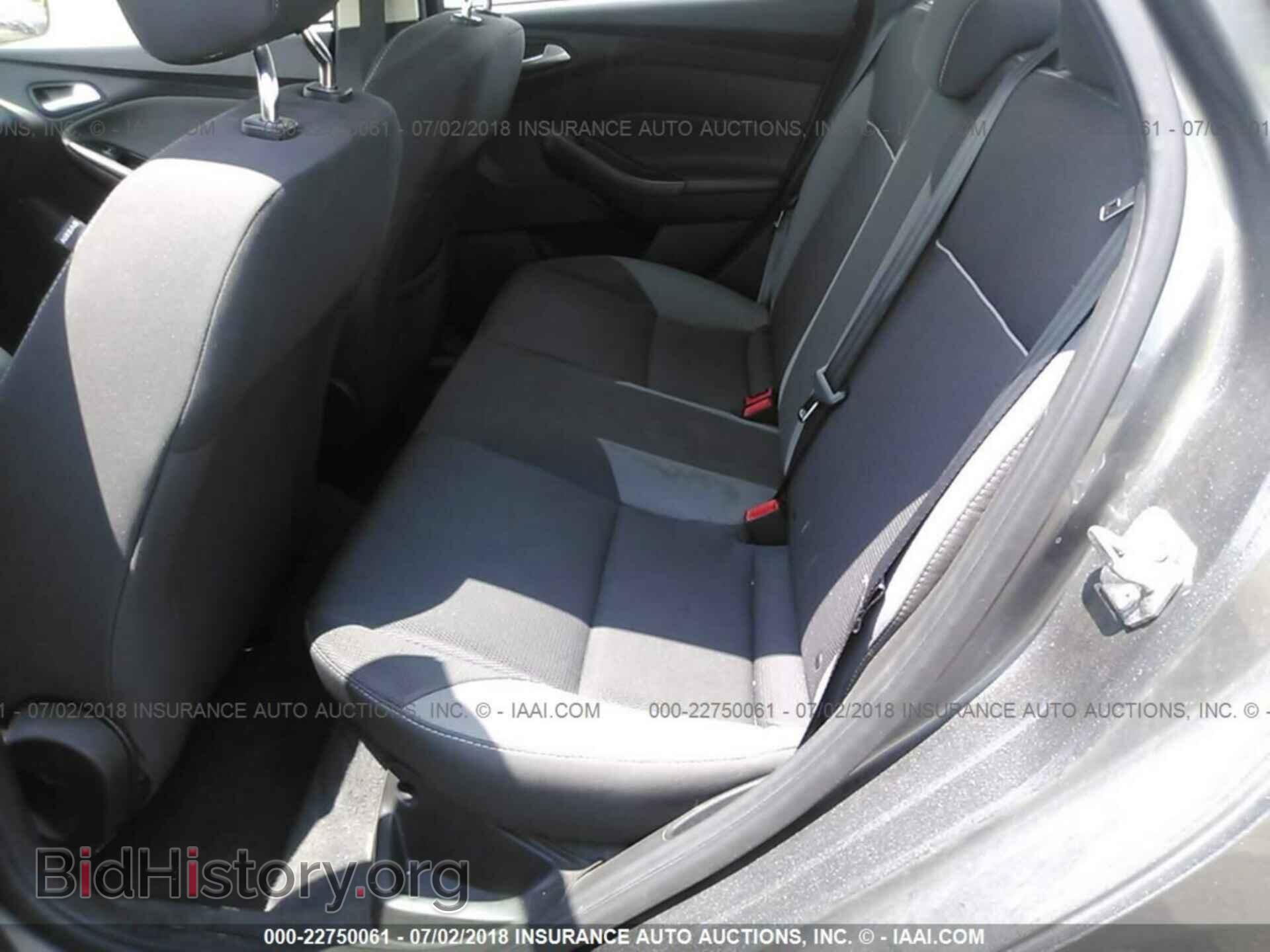 2012 Ford Focus - VIN: 1FAHP3F25CL261674 - Photo 8