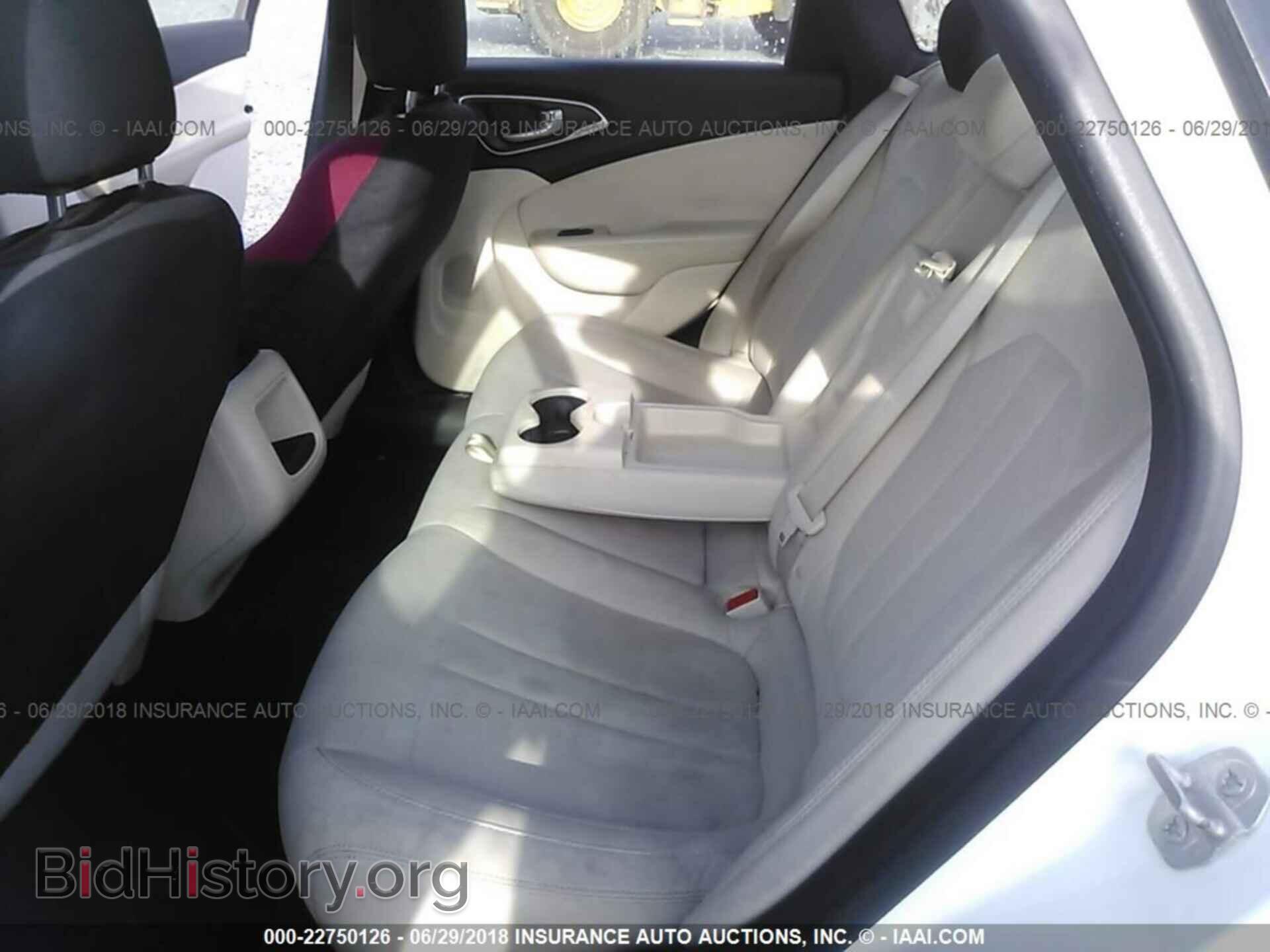 2015 Chrysler 200 - VIN: 1C3CCCAB8FN596478 - Фото 8