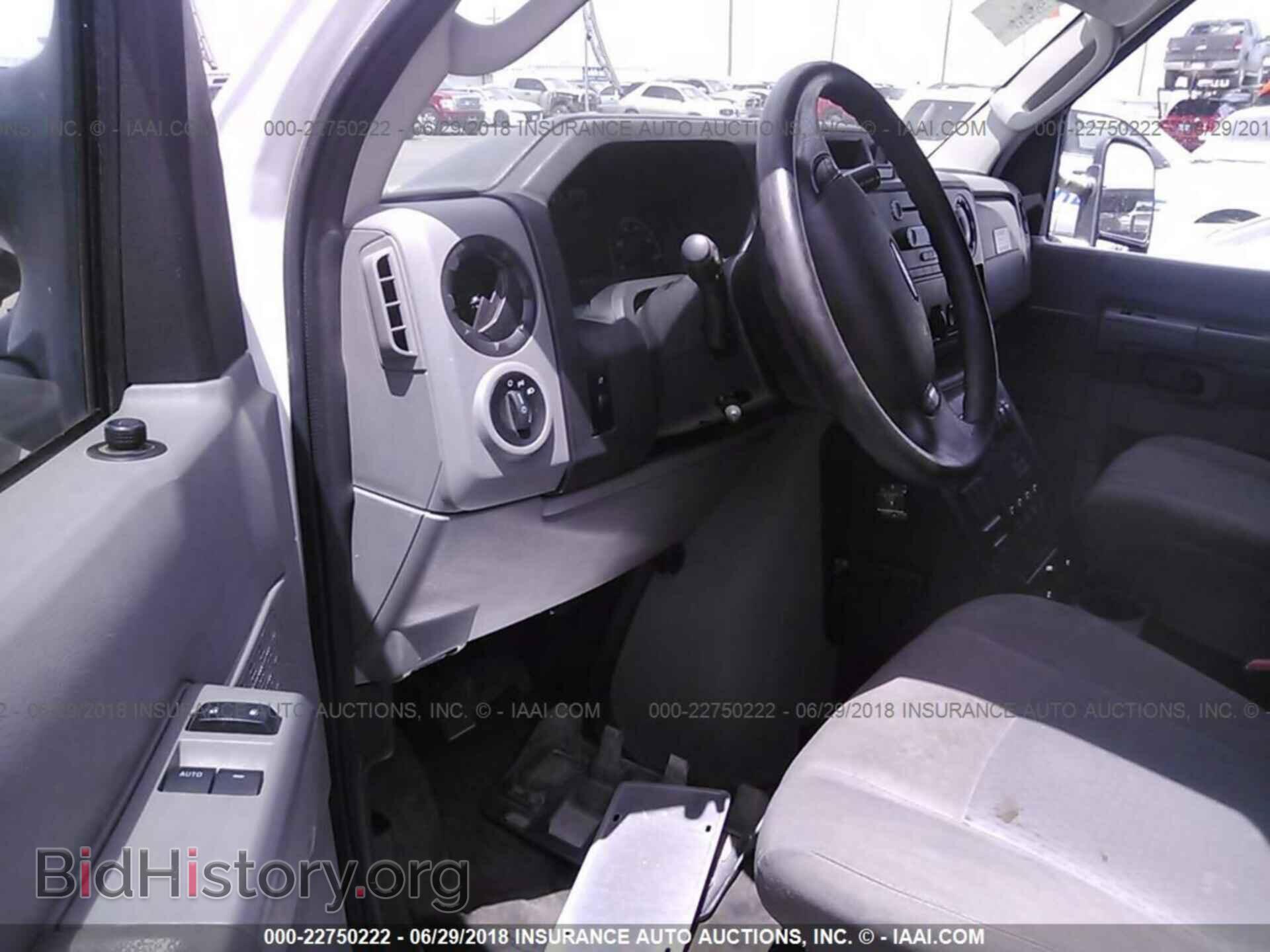 2014 Ford Econoline - VIN: 1FDSS3EL2EDA38283 - Photo 5
