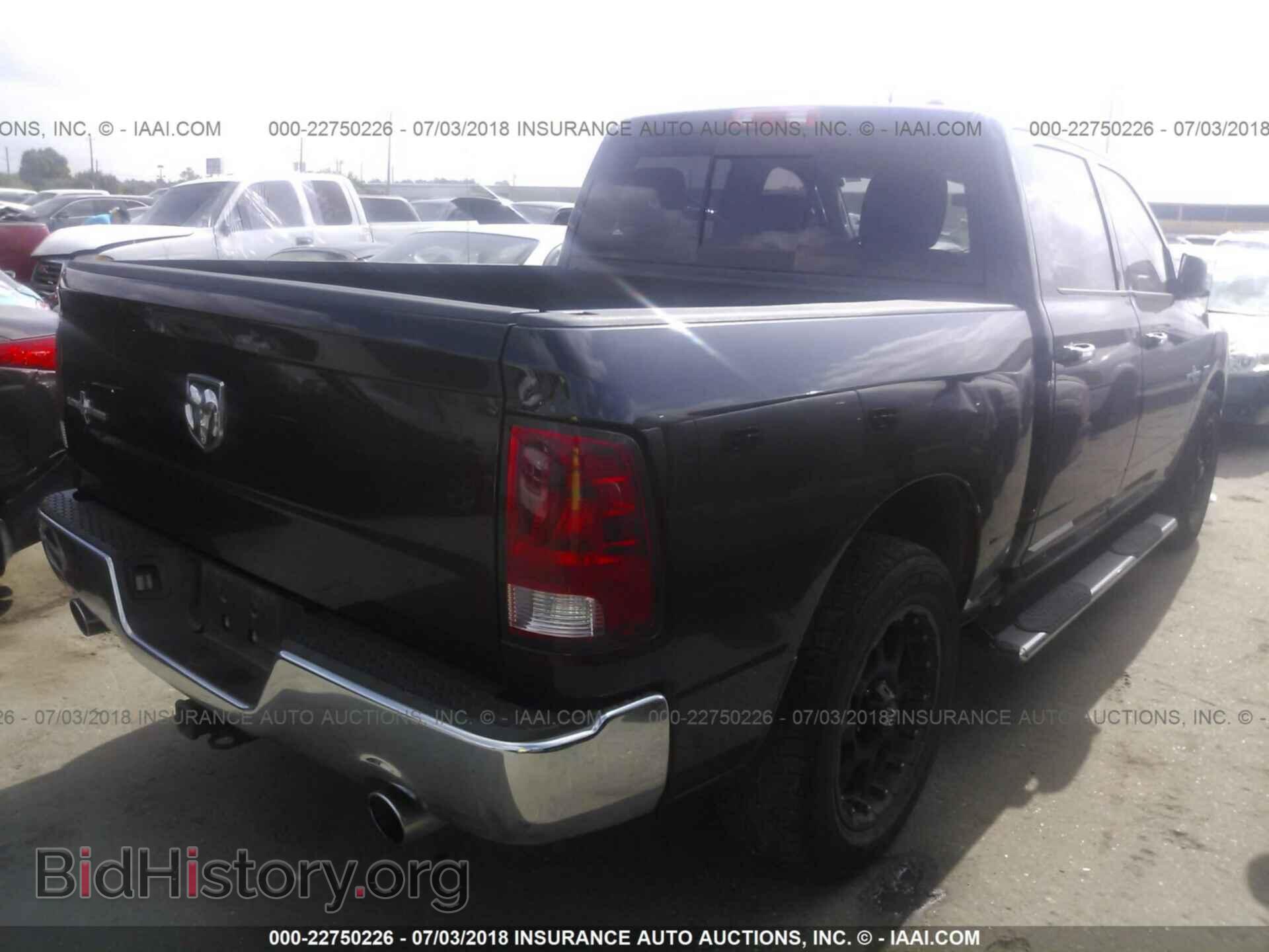 2012 Dodge Ram 1500 - VIN: 1C6RD6LT4CS318028 - Фото 4