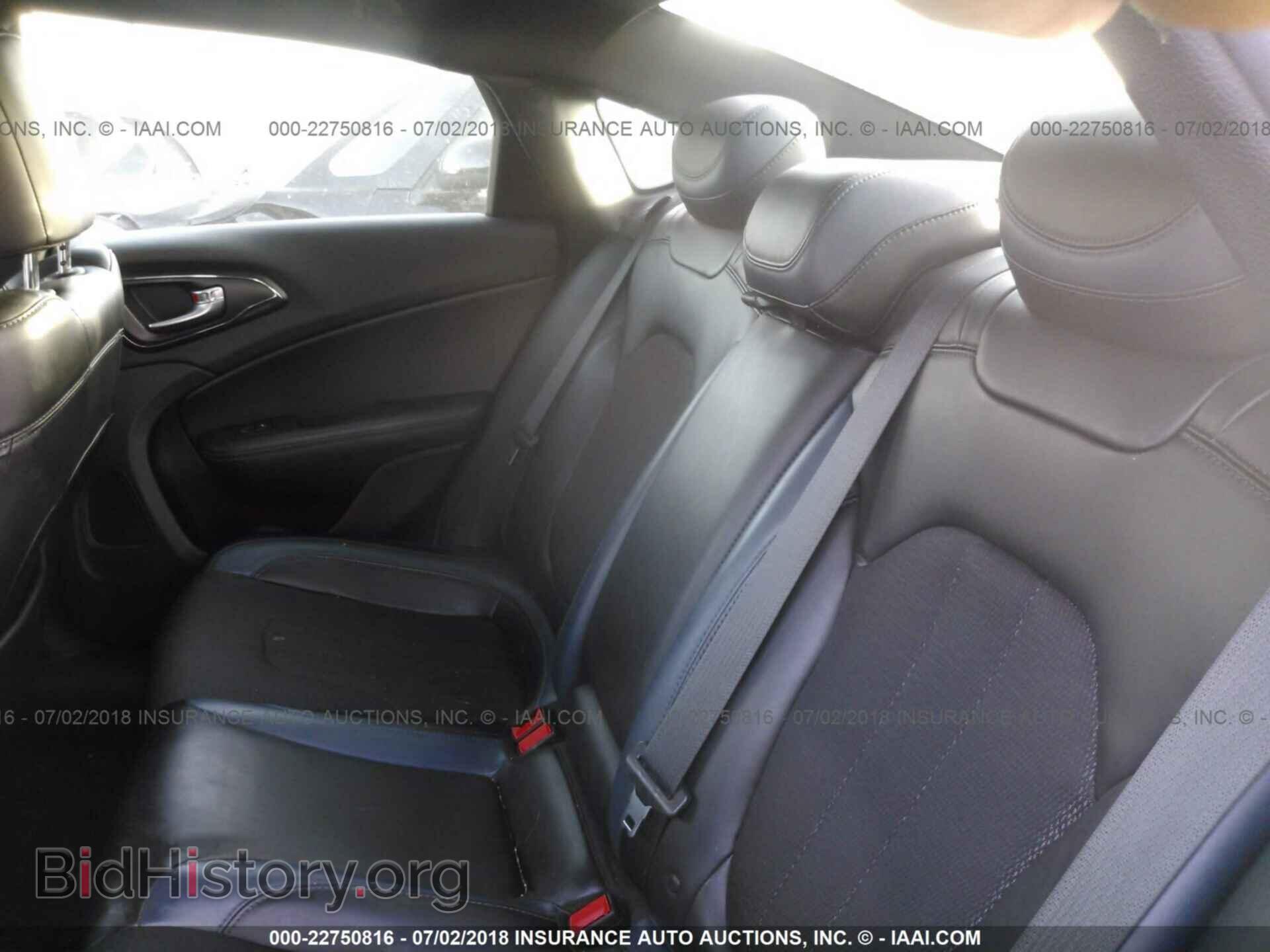 2016 Chrysler 200 - VIN: 1C3CCCBB3GN117559 - Photo 8