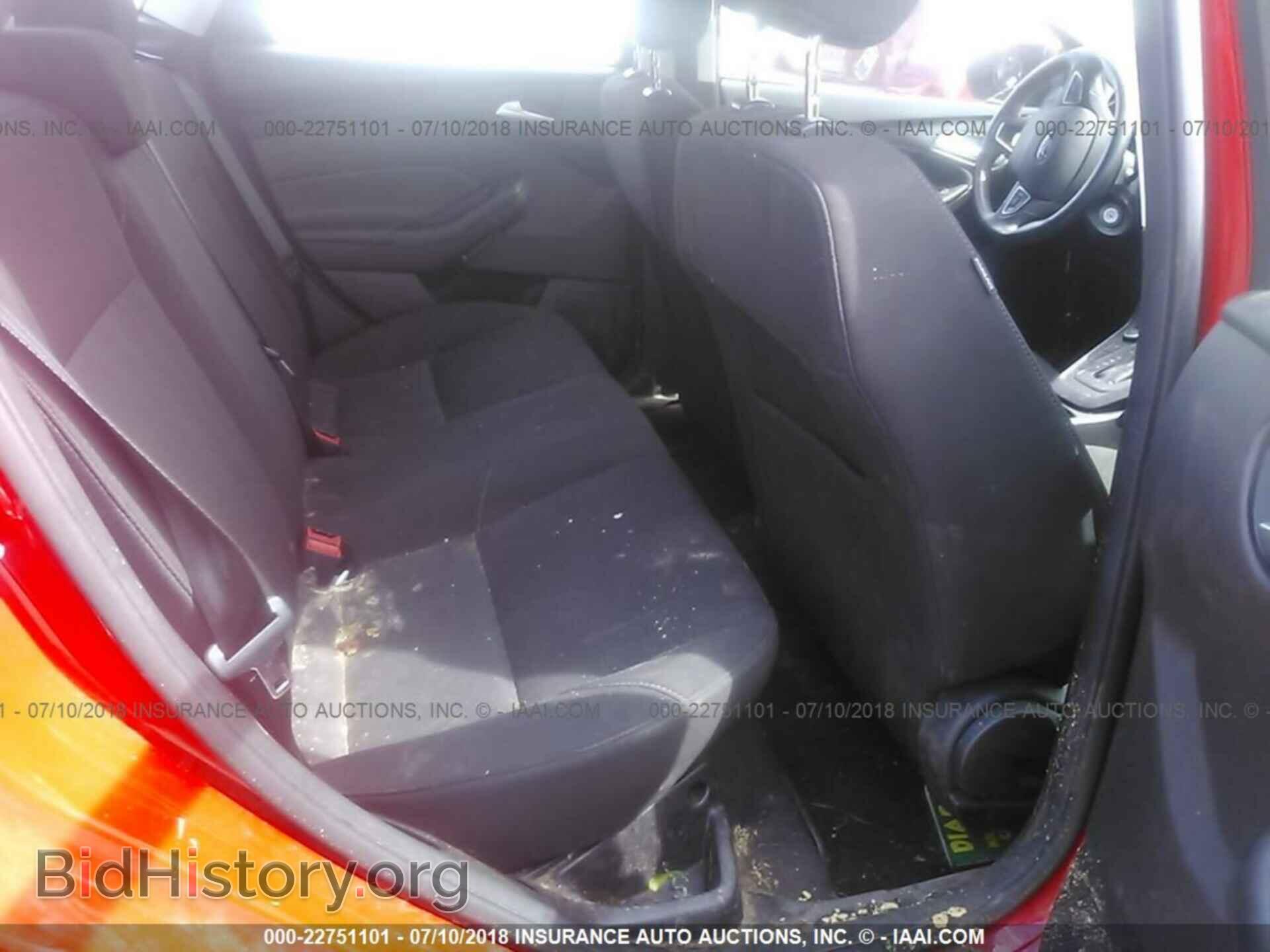 2017 Ford Focus - VIN: 1FADP3F28HL254725 - Photo 8