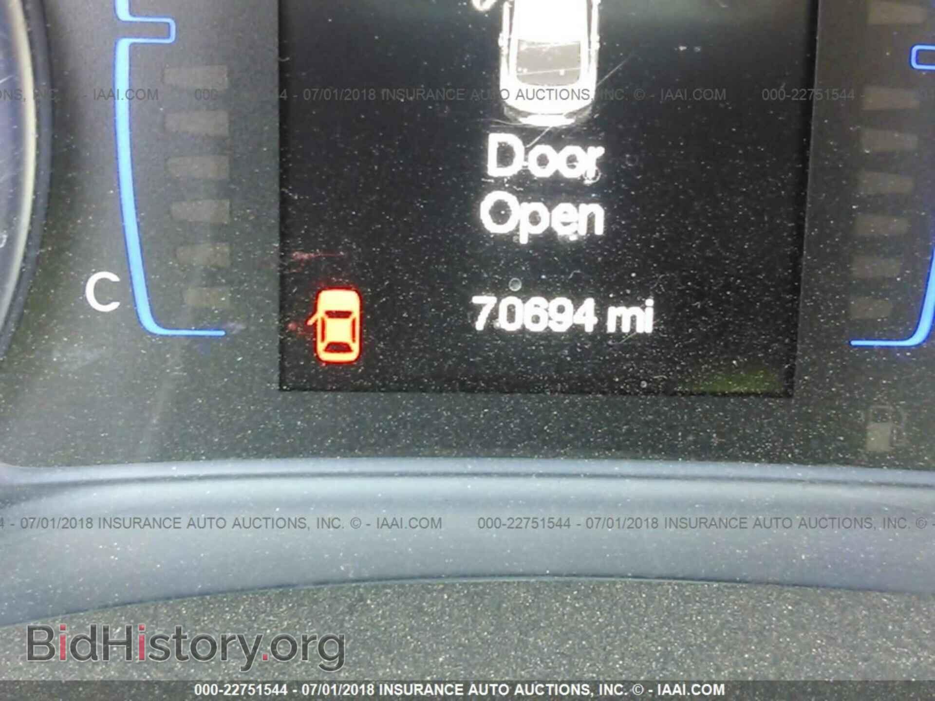 2015 Chrysler 200 - VIN: 1C3CCCAB4FN580360 - Photo 7