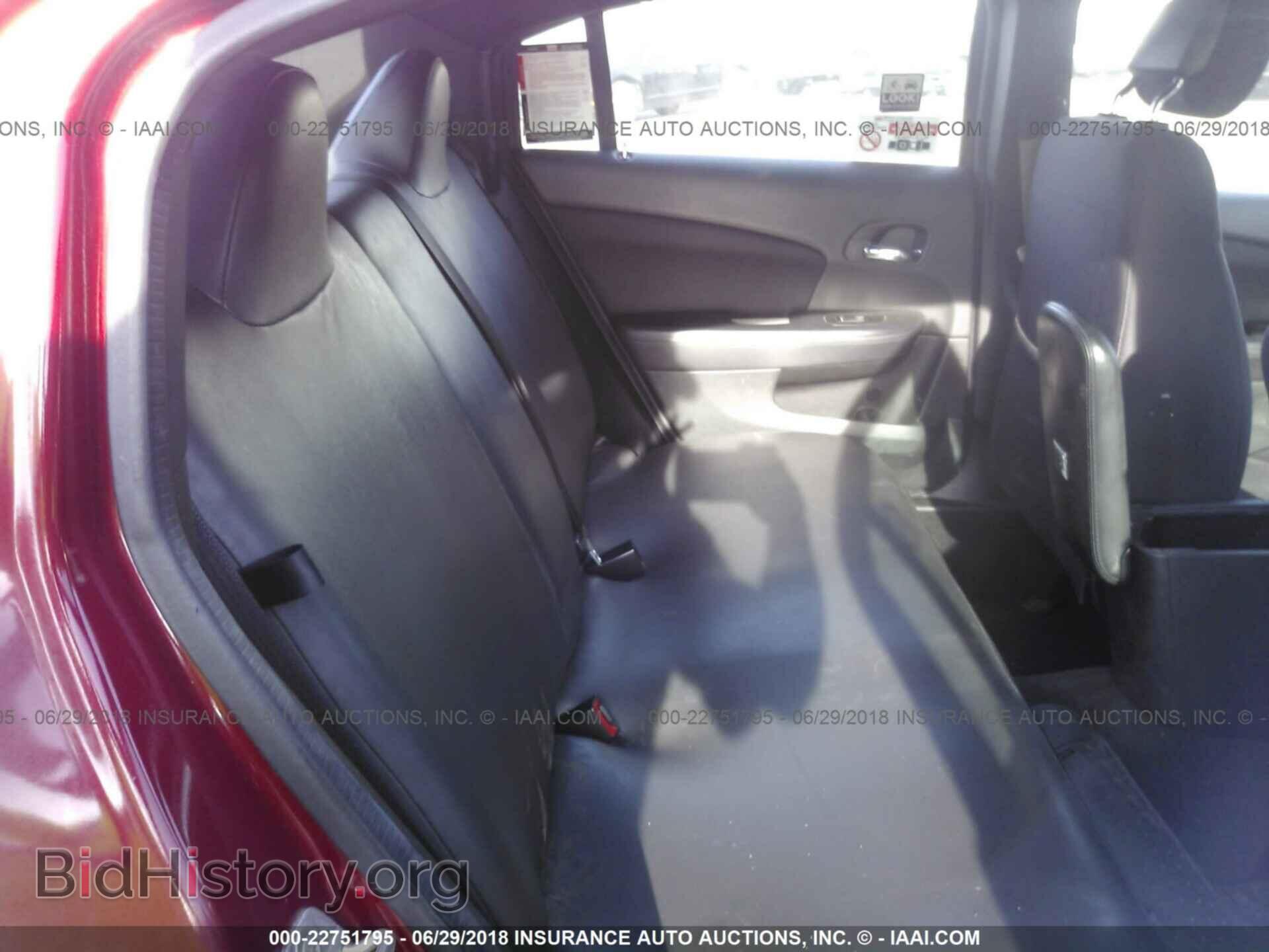 2014 Chrysler 200 - VIN: 1C3CCBAB3EN123760 - Photo 8