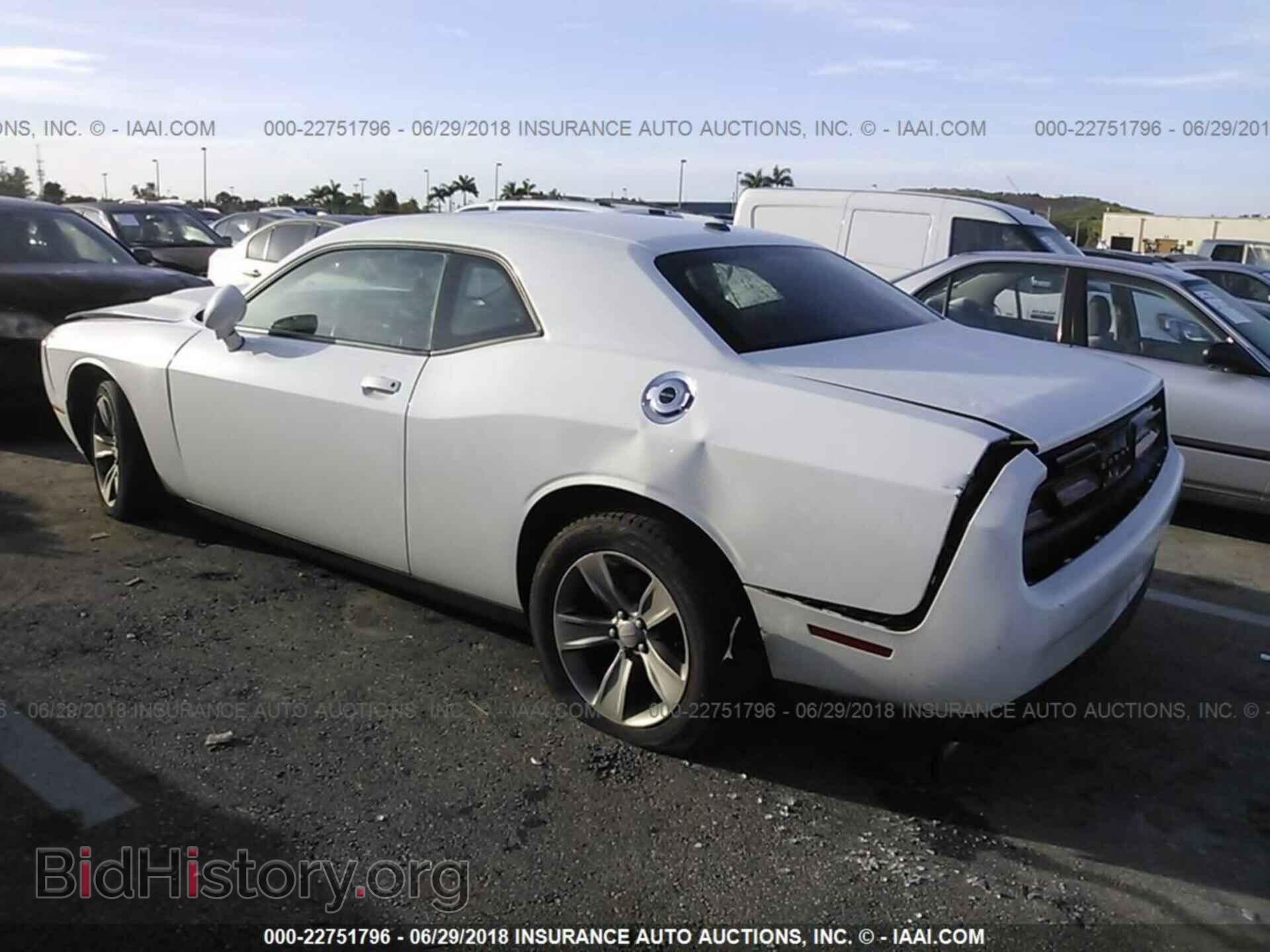 2015 Dodge Challenger - VIN: 2C3CDZAG0FH910449 - Photo 3