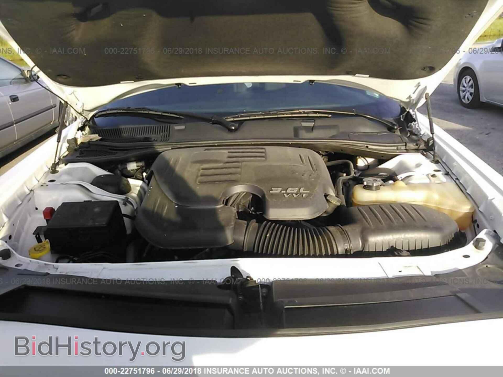 2015 Dodge Challenger - VIN: 2C3CDZAG0FH910449 - Photo 10