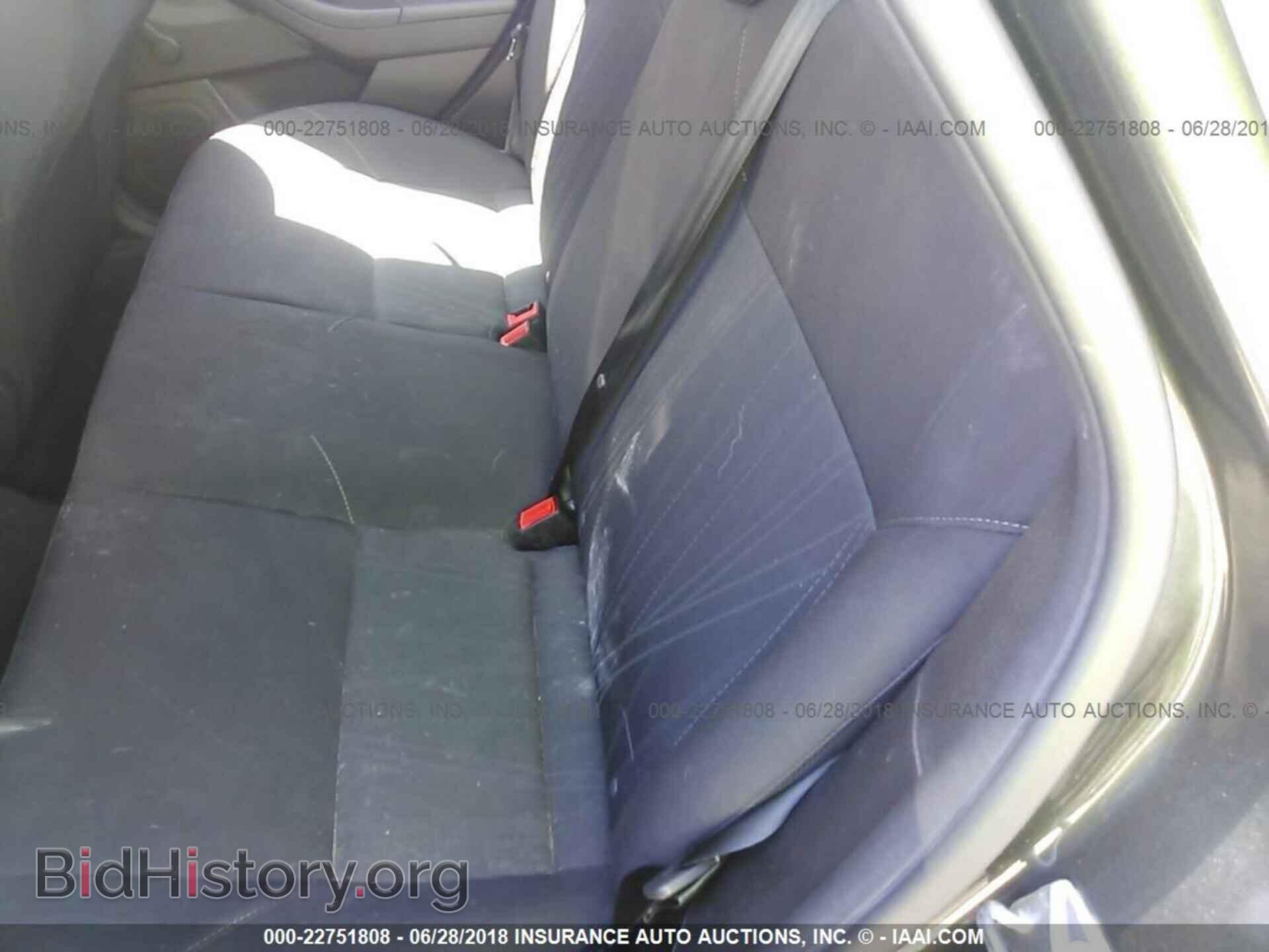 2016 Ford Focus - VIN: 1FADP3E20GL293552 - Photo 8