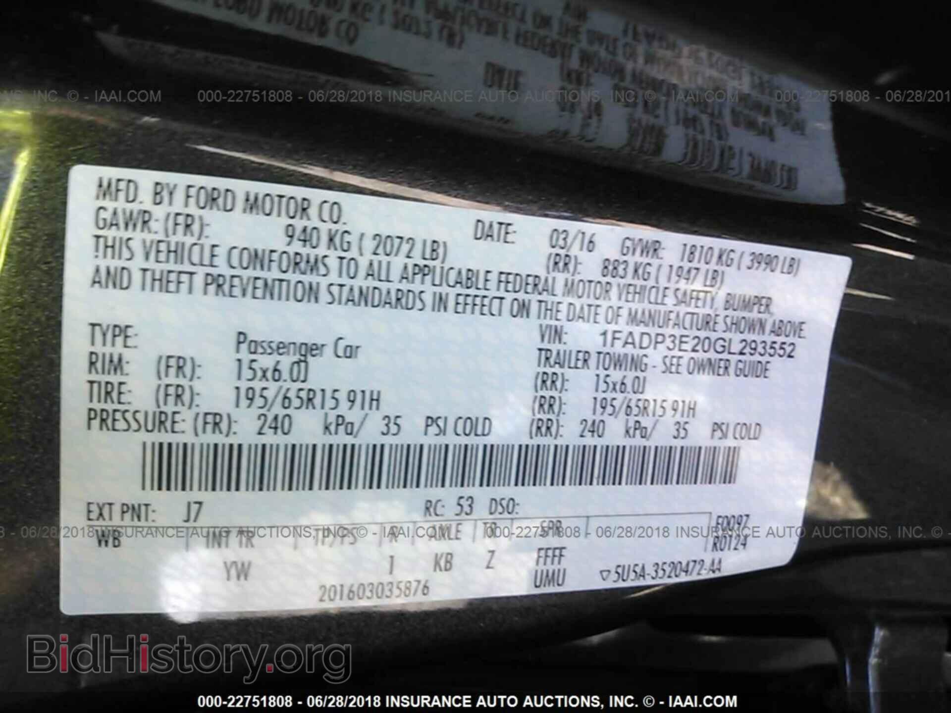 2016 Ford Focus - VIN: 1FADP3E20GL293552 - Photo 9
