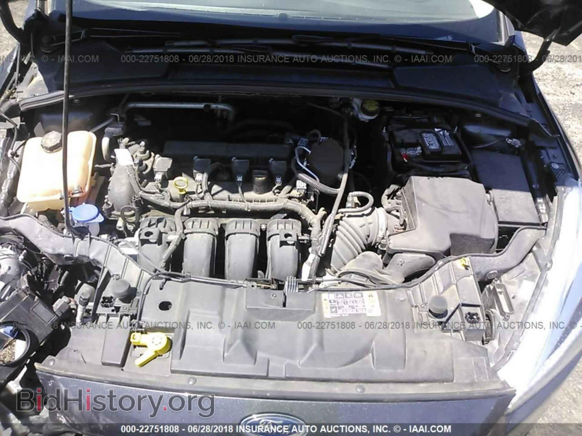 2016 Ford Focus - VIN: 1FADP3E20GL293552 - Photo 10