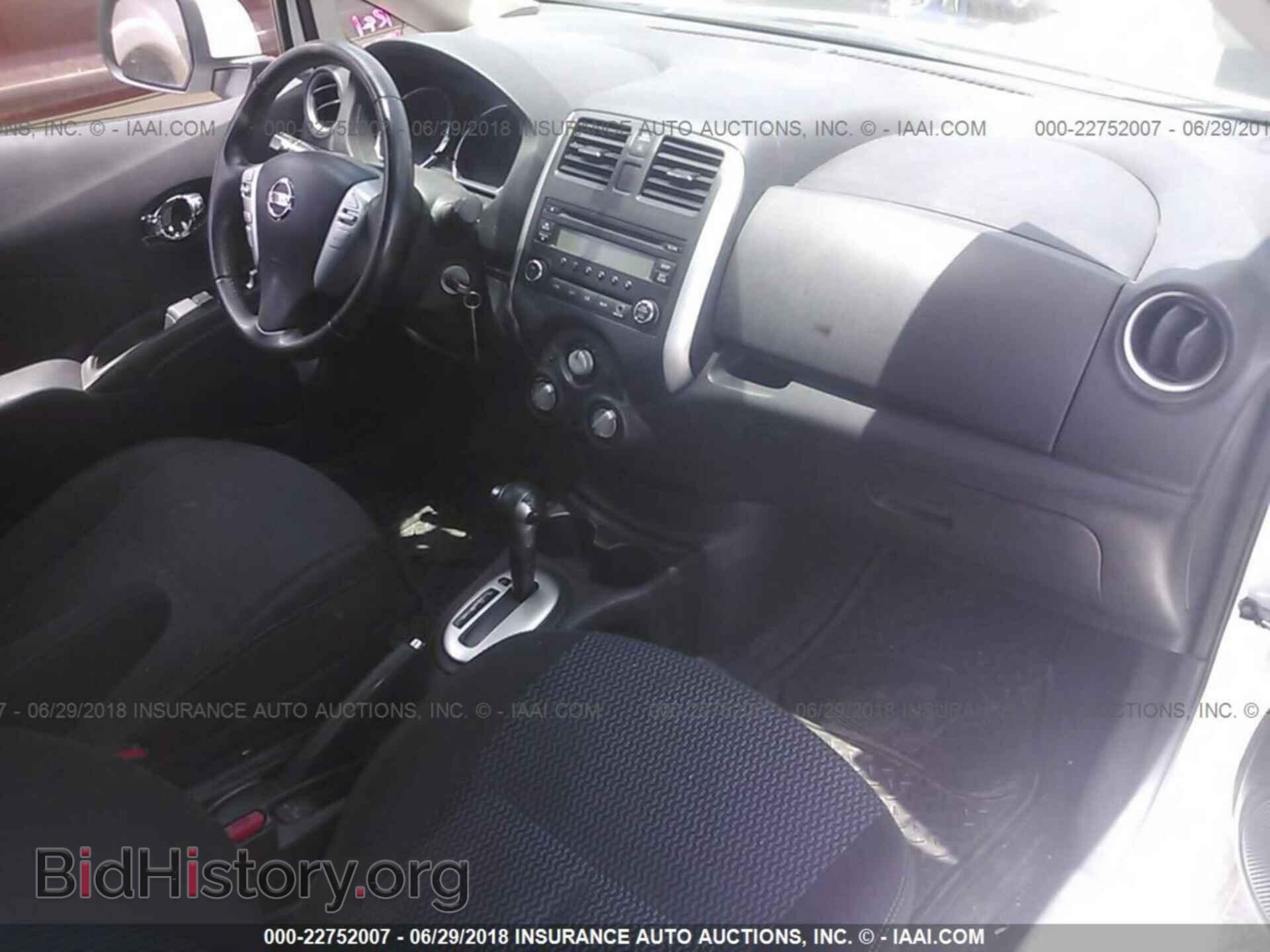 2014 Nissan Versa note - VIN: 3N1CE2CP3EL384730 - Photo 5