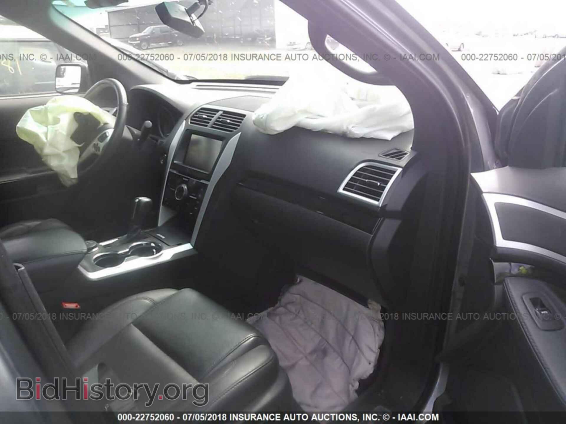 2014 Ford Explorer - VIN: 1FM5K8F87EGB96802 - Photo 5