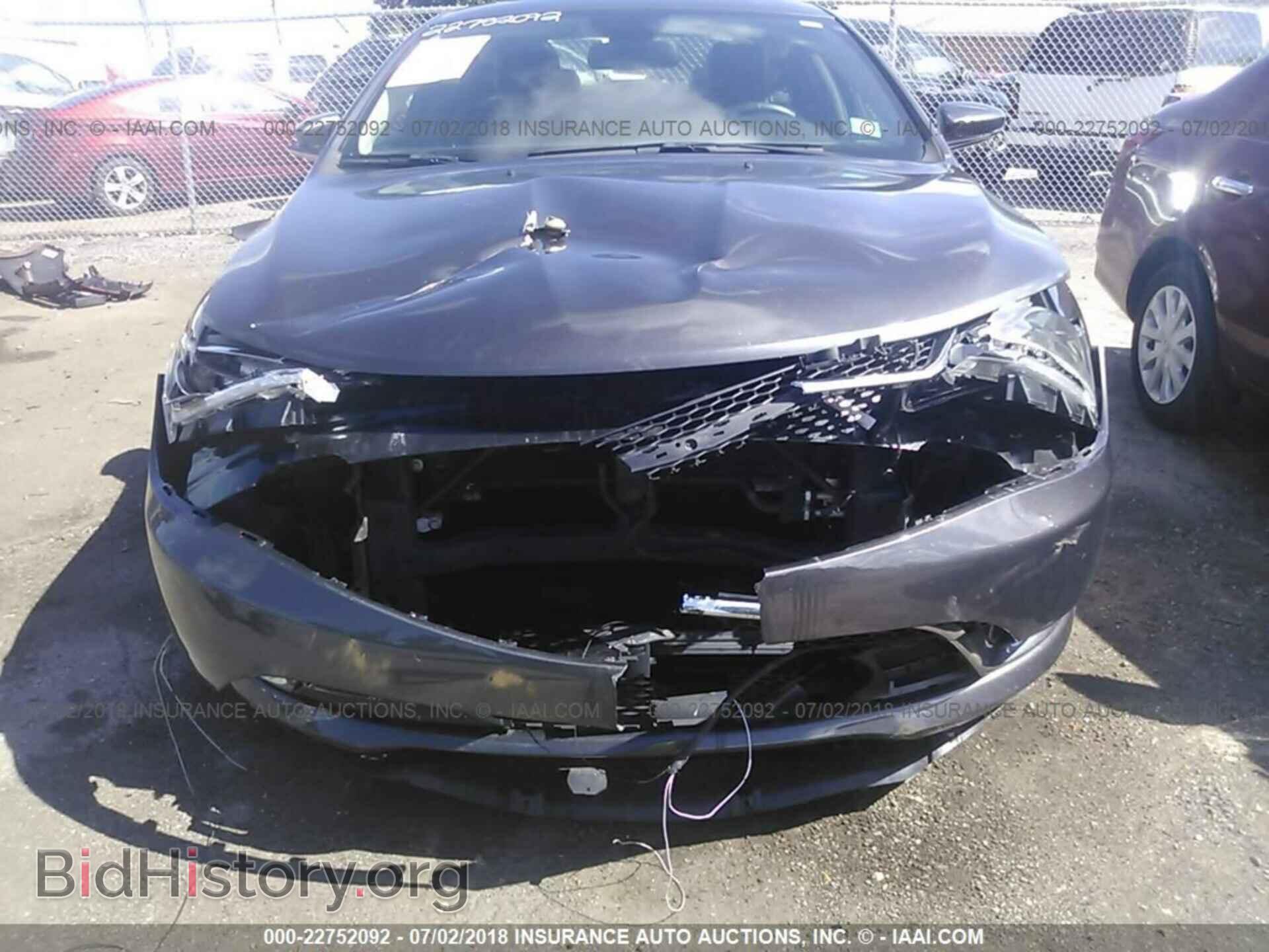 2015 Chrysler 200 - VIN: 1C3CCCCG5FN582529 - Фото 6
