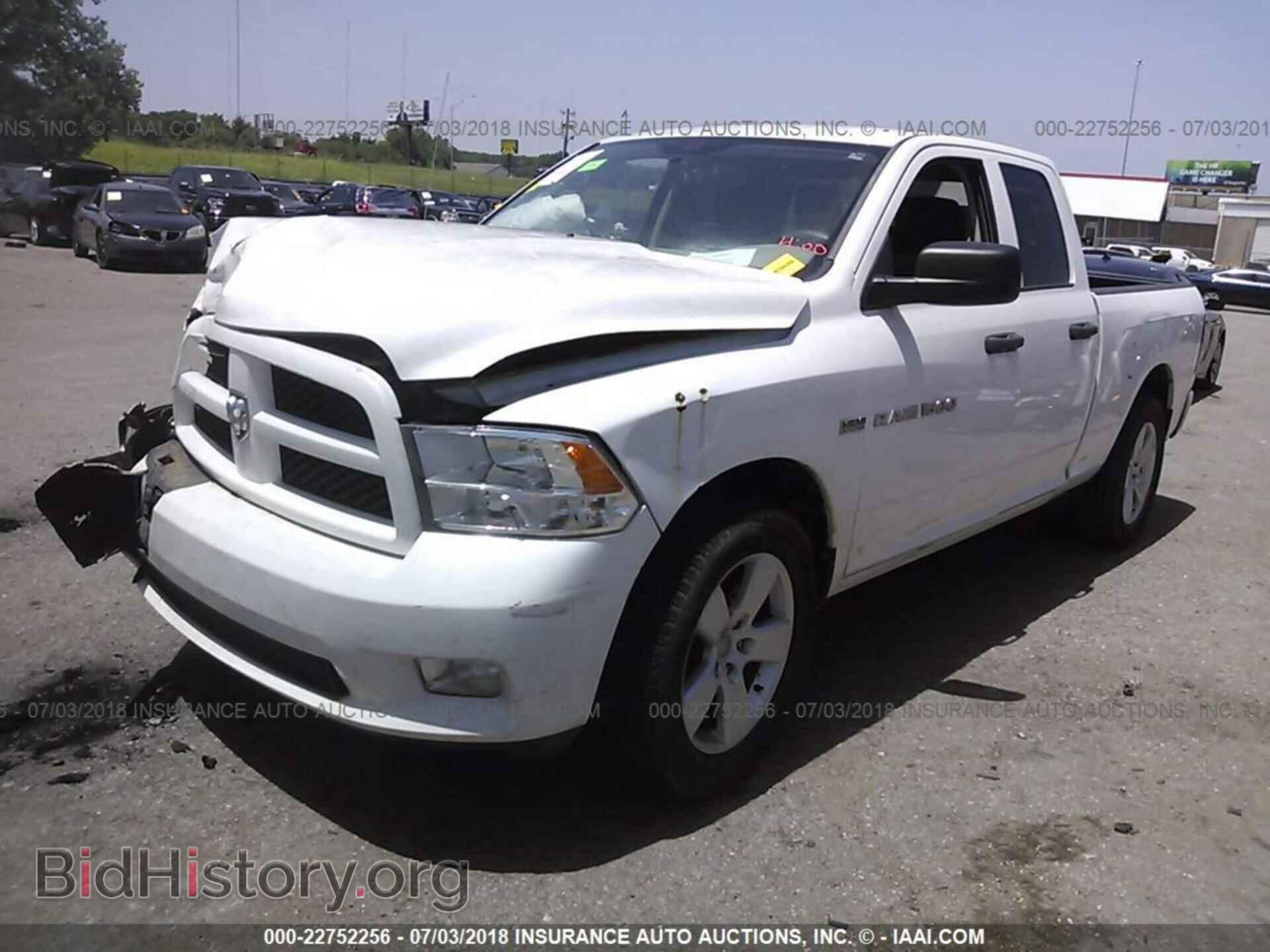 2012 Dodge Ram 1500 - VIN: 1C6RD6FT6CS330628 - Фото 2