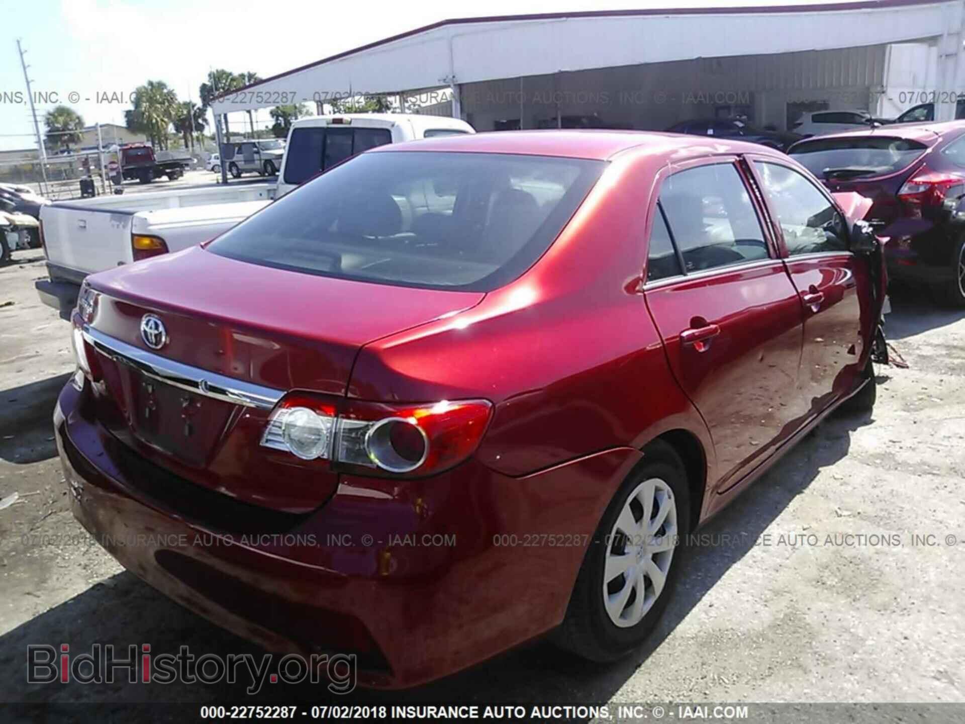 2013 Toyota Corolla - VIN: 2T1BU4EE0DC946152 - Photo 4