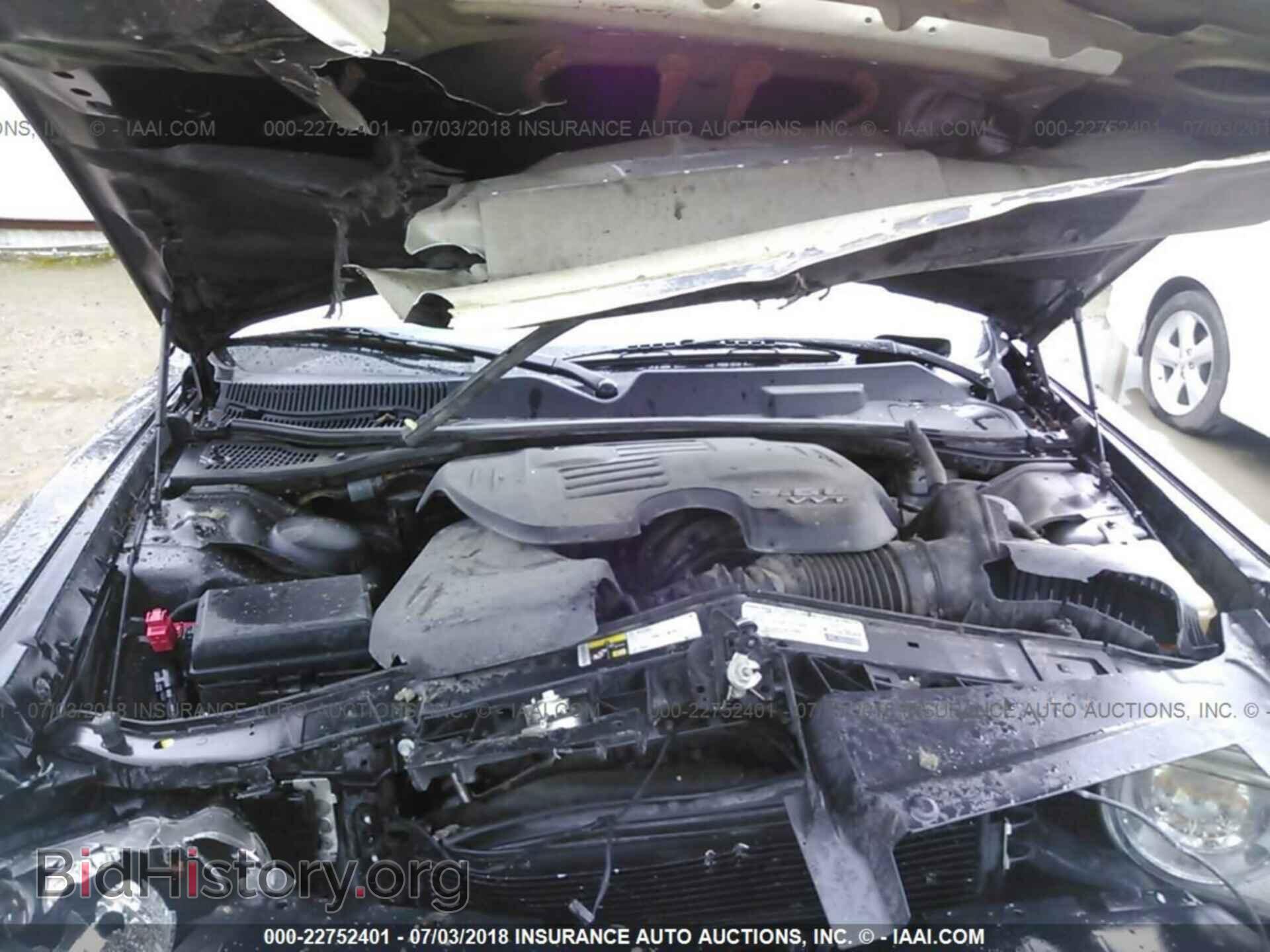 2014 Dodge Challenger - VIN: 2C3CDYAG0EH101090 - Photo 10