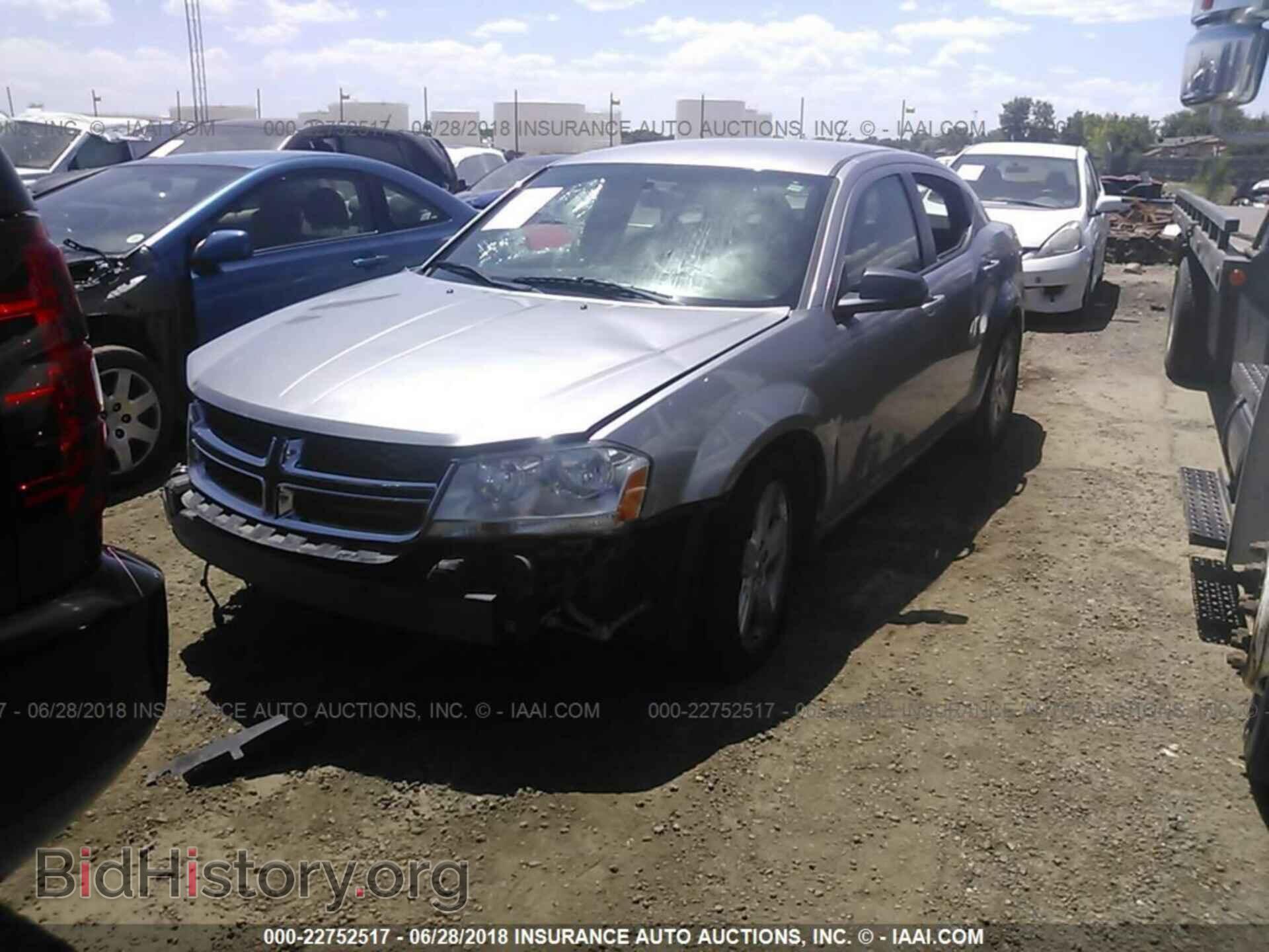 2013 Dodge Avenger - VIN: 1C3CDZAB7DN625319 - Photo 2