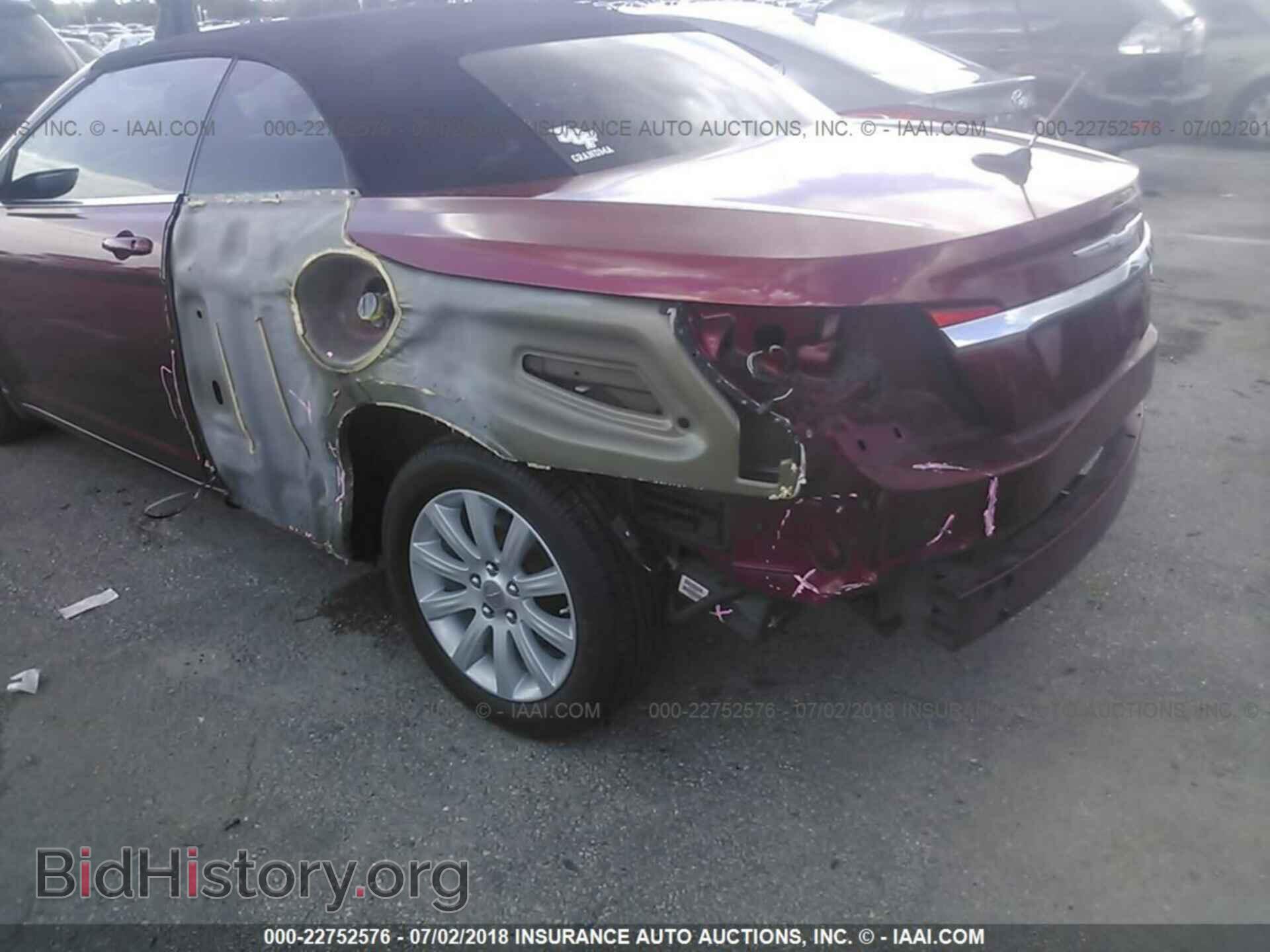 2013 Chrysler 200 - VIN: 1C3BCBEB7DN560147 - Фото 6