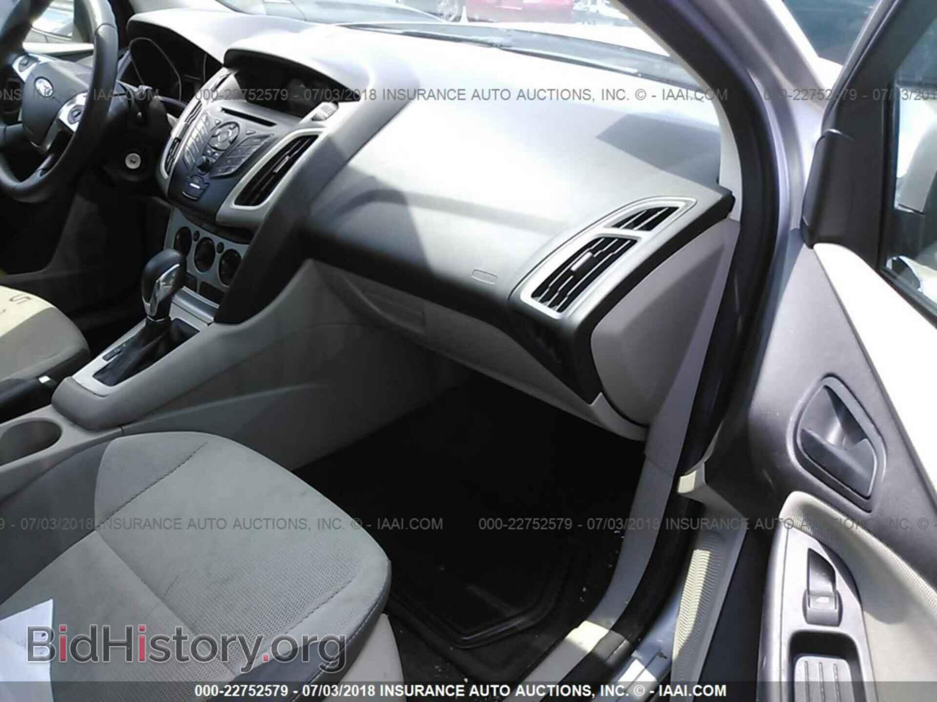 2012 Ford Focus - VIN: 1FAHP3F25CL336518 - Photo 5