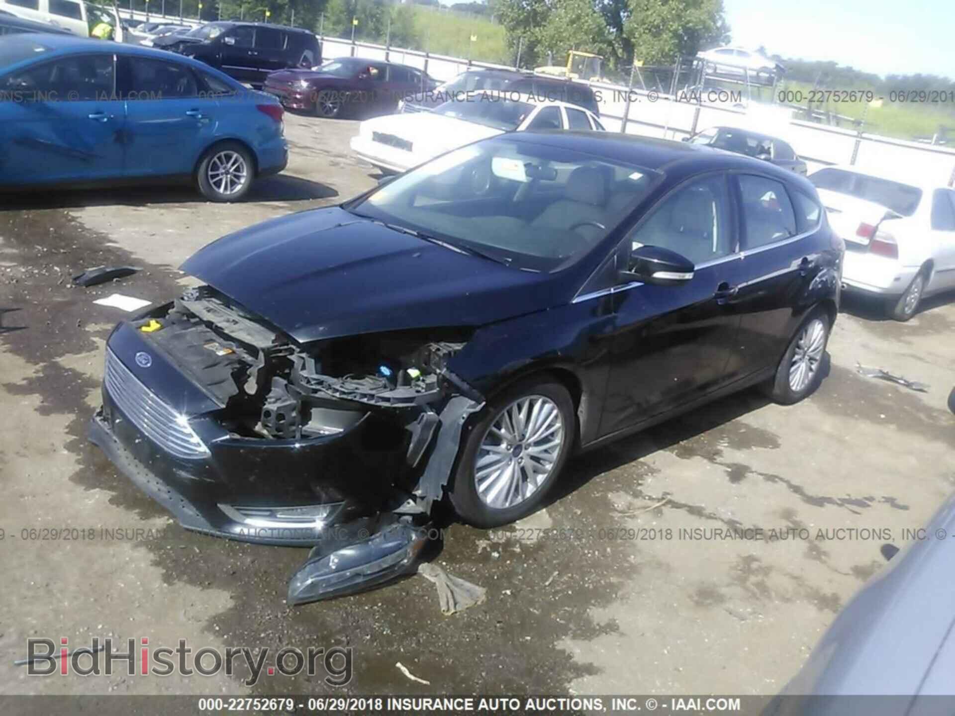 2016 Ford Focus - VIN: 1FADP3N25GL345984 - Фото 2