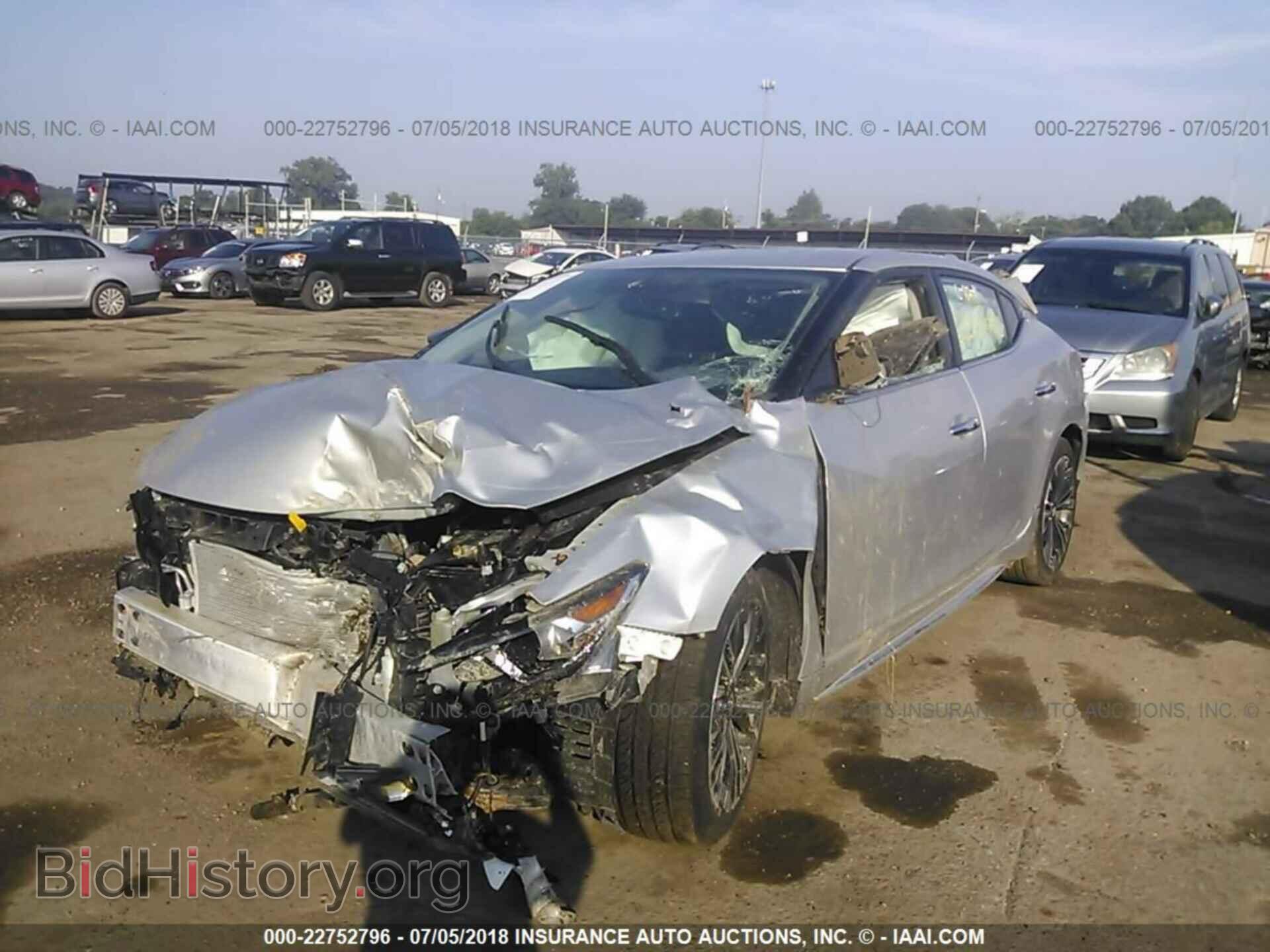 2017 Nissan Maxima - VIN: 1N4AA6AP2HC430676 - Фото 2