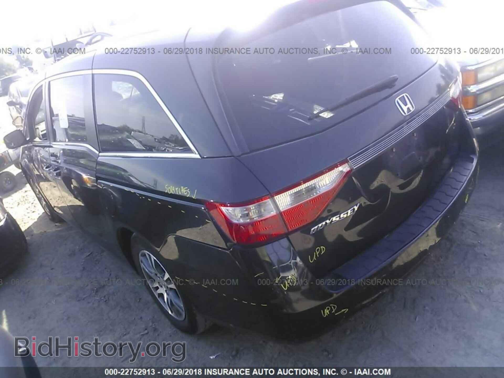 2012 Honda Odyssey - VIN: 5FNRL5H40CB096544 - Фото 3