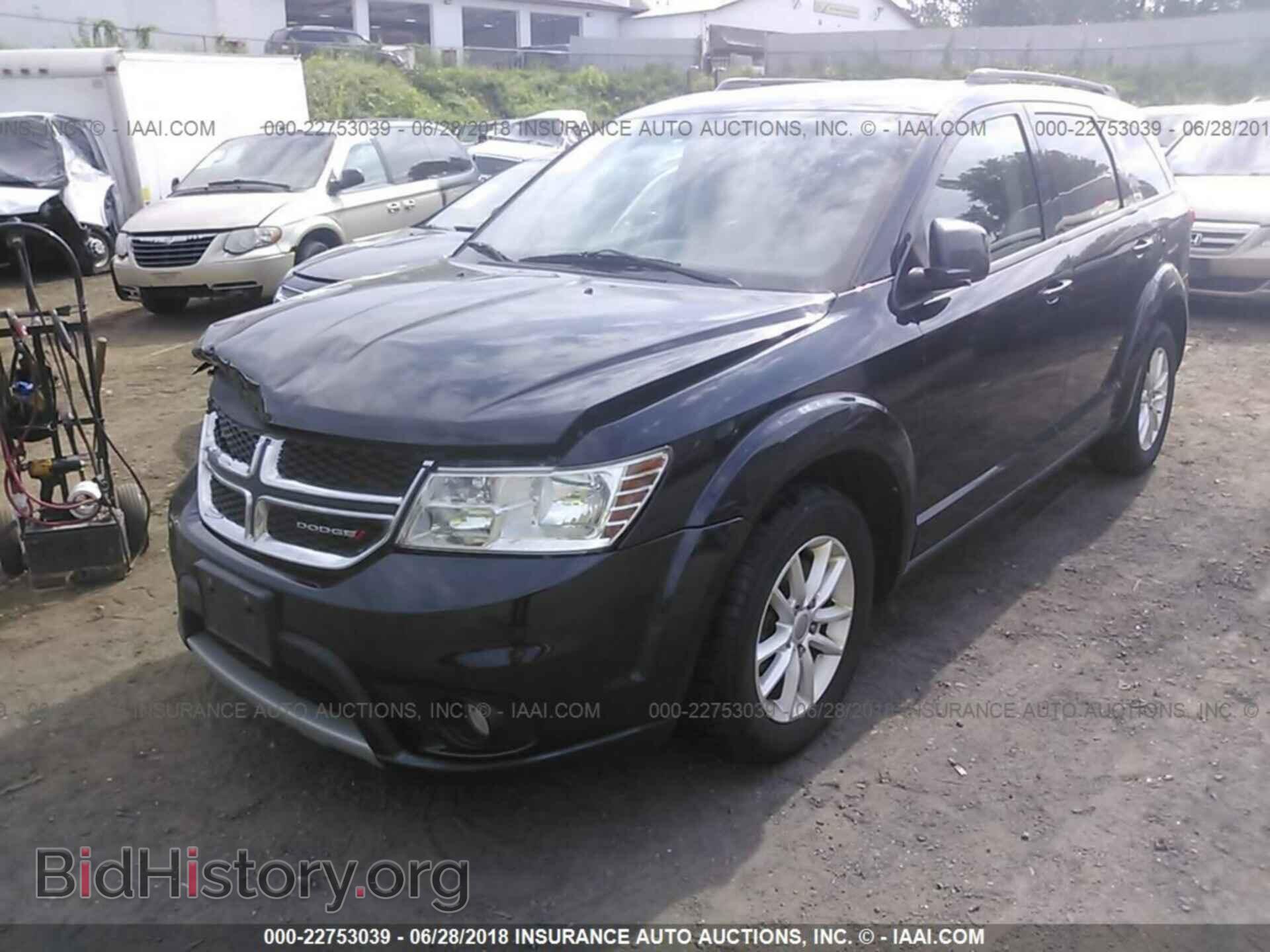 2013 Dodge Journey - VIN: 3C4PDCBG1DT587770 - Фото 2