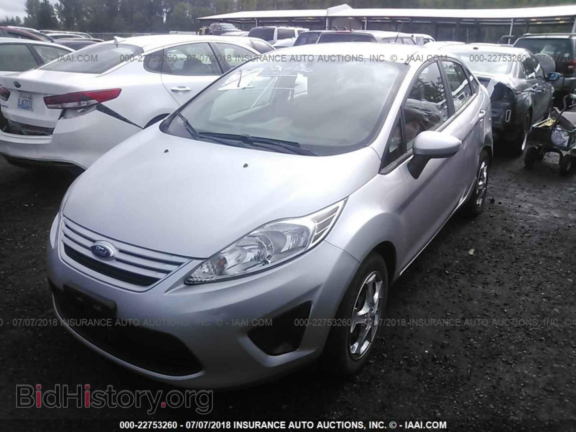 2012 Ford Fiesta - VIN: 3FADP4AJ5CM159440 - Фото 2