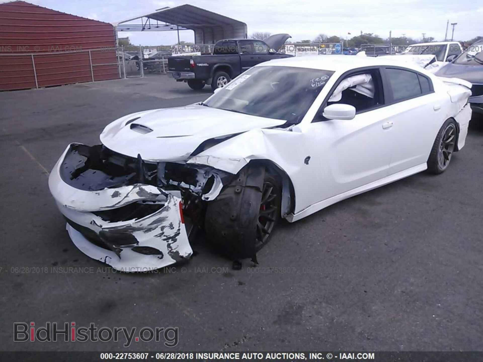 2015 Dodge Charger - VIN: 2C3CDXL92FH773307 - Photo 2
