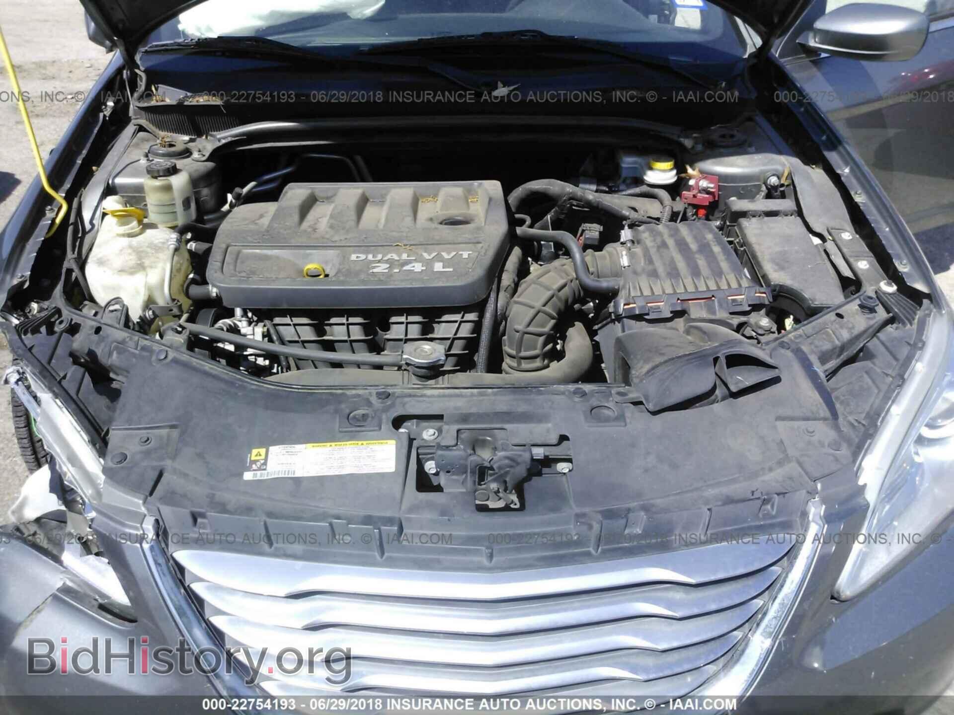 2013 Chrysler 200 - VIN: 1C3CCBBB9DN577685 - Photo 10