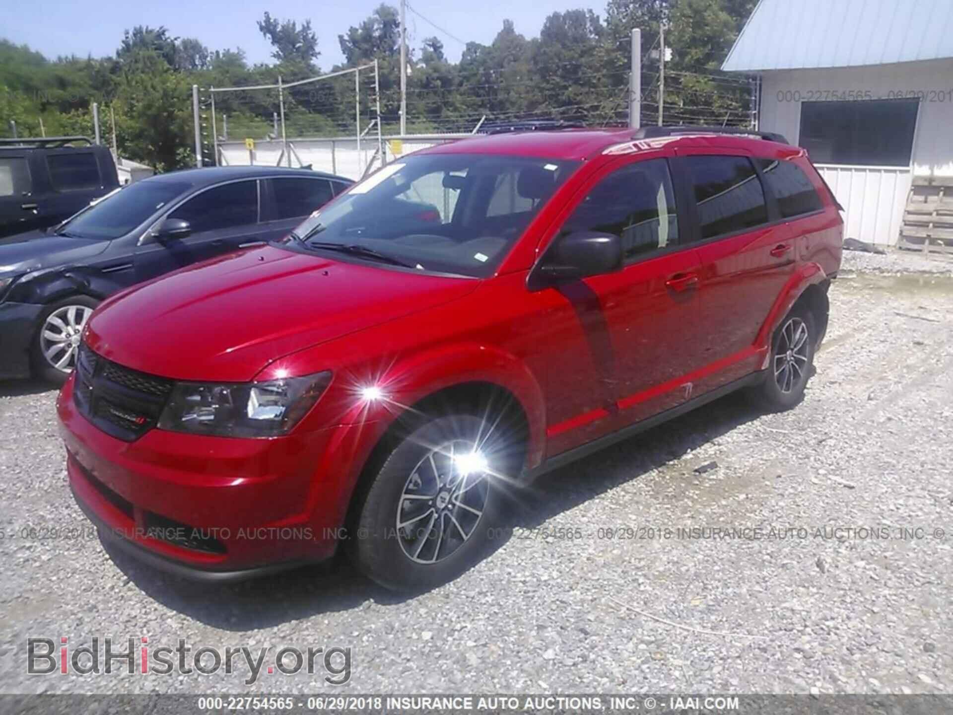 2018 Dodge Journey - VIN: 3C4PDCAB9JT236803 - Photo 2