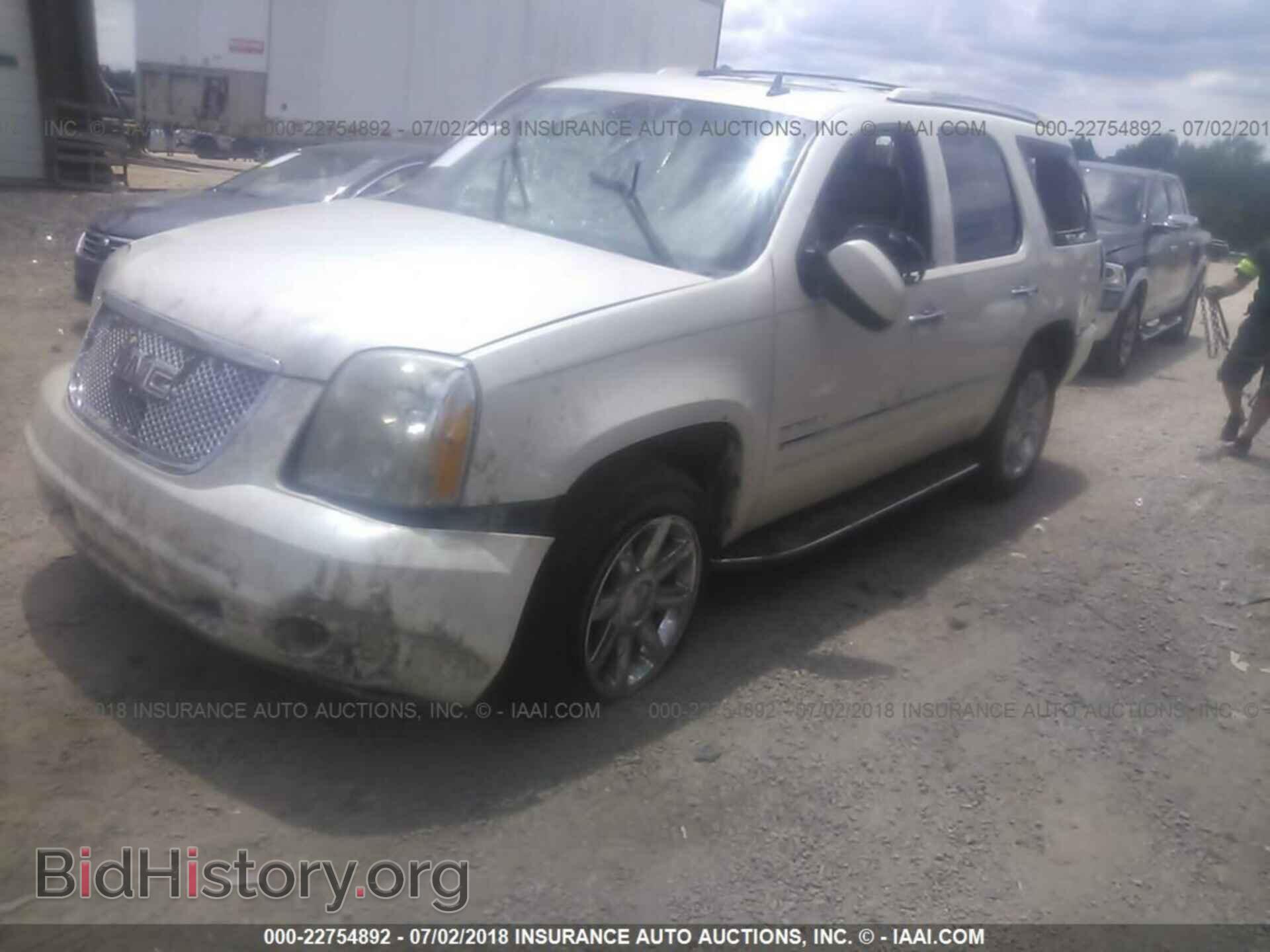 2010 GMC YUKON - VIN: 1GKUKEEF5AR201142 - Фото 2