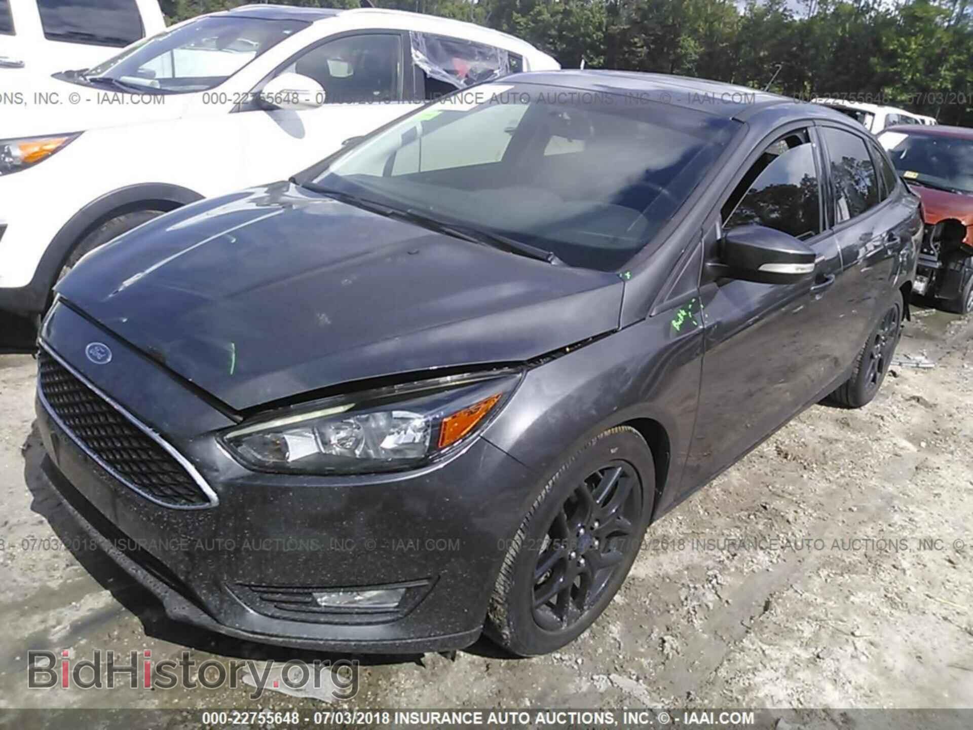 2016 Ford Focus - VIN: 1FADP3F25GL250016 - Фото 2