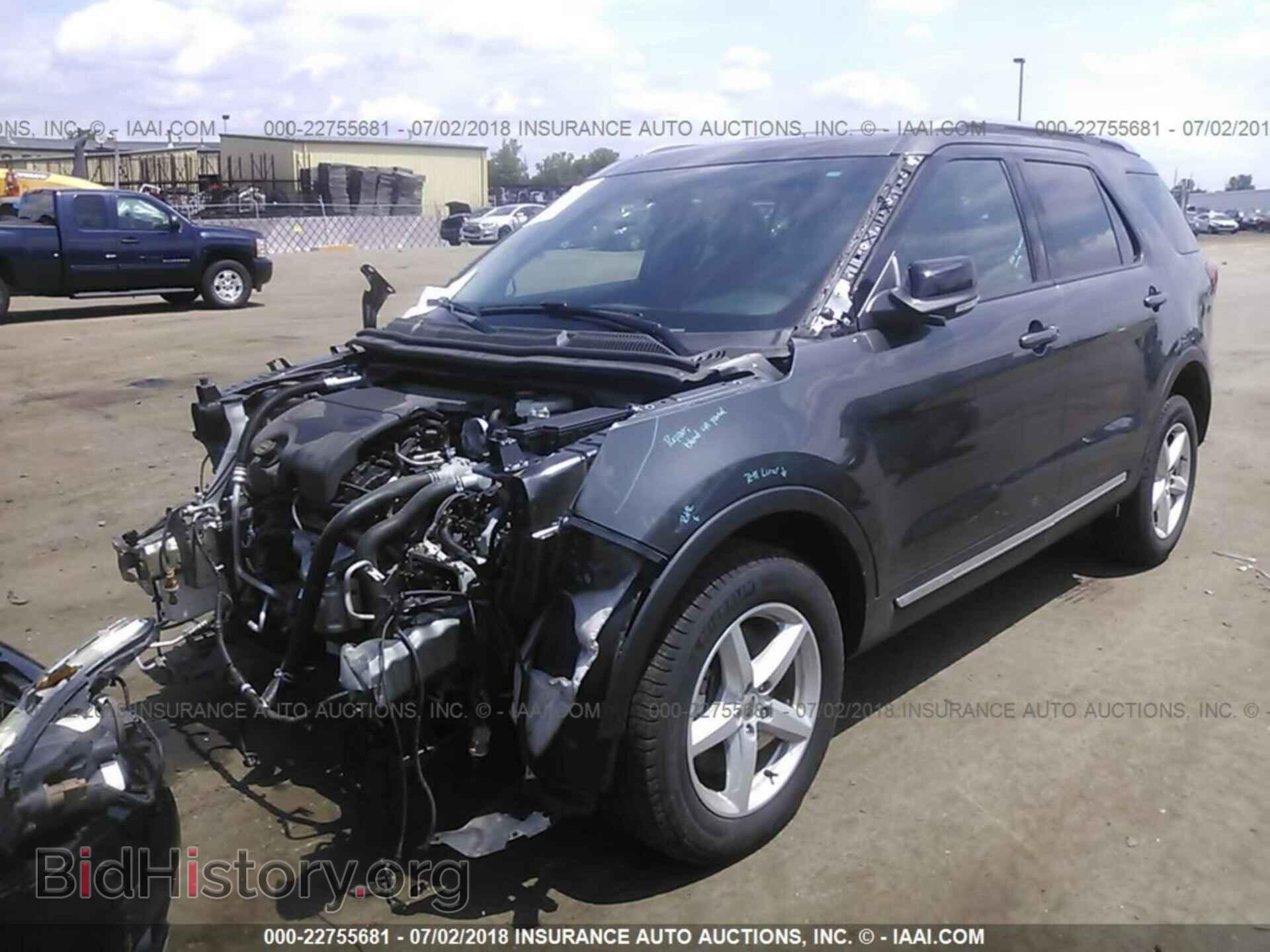 2016 Ford Explorer - VIN: 1FM5K8D84GGB85536 - Photo 2