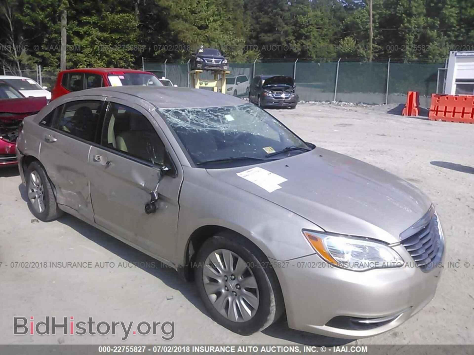 Photo 1C3CCBAB1DN733820 - Chrysler 200 2013
