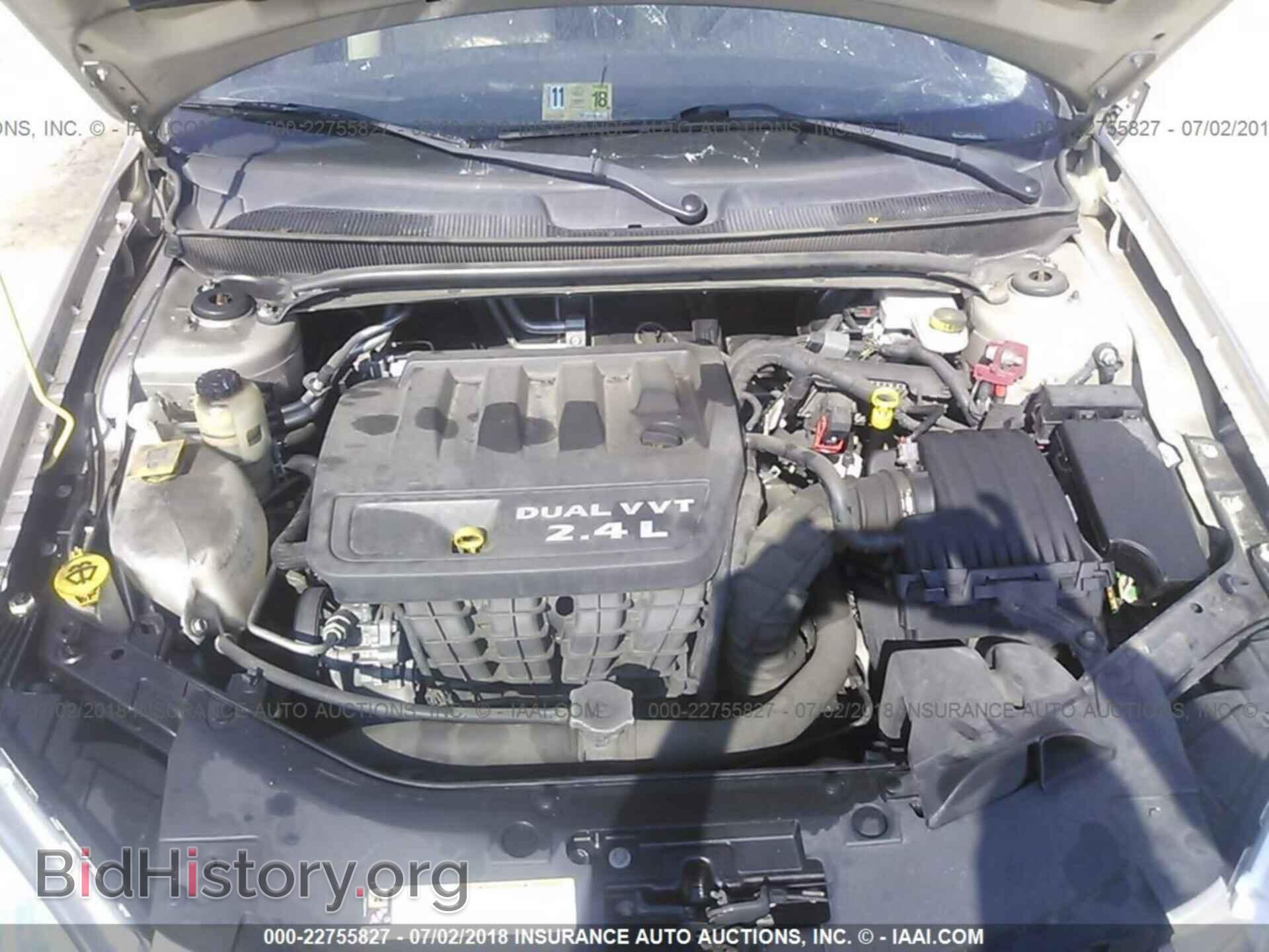 2013 Chrysler 200 - VIN: 1C3CCBAB1DN733820 - Photo 10