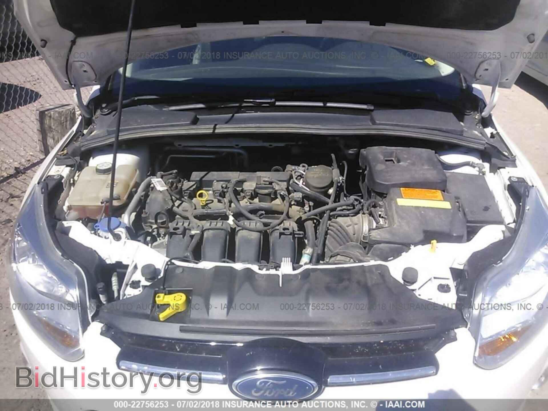 2012 Ford Focus - VIN: 1FAHP3M28CL257539 - Photo 10