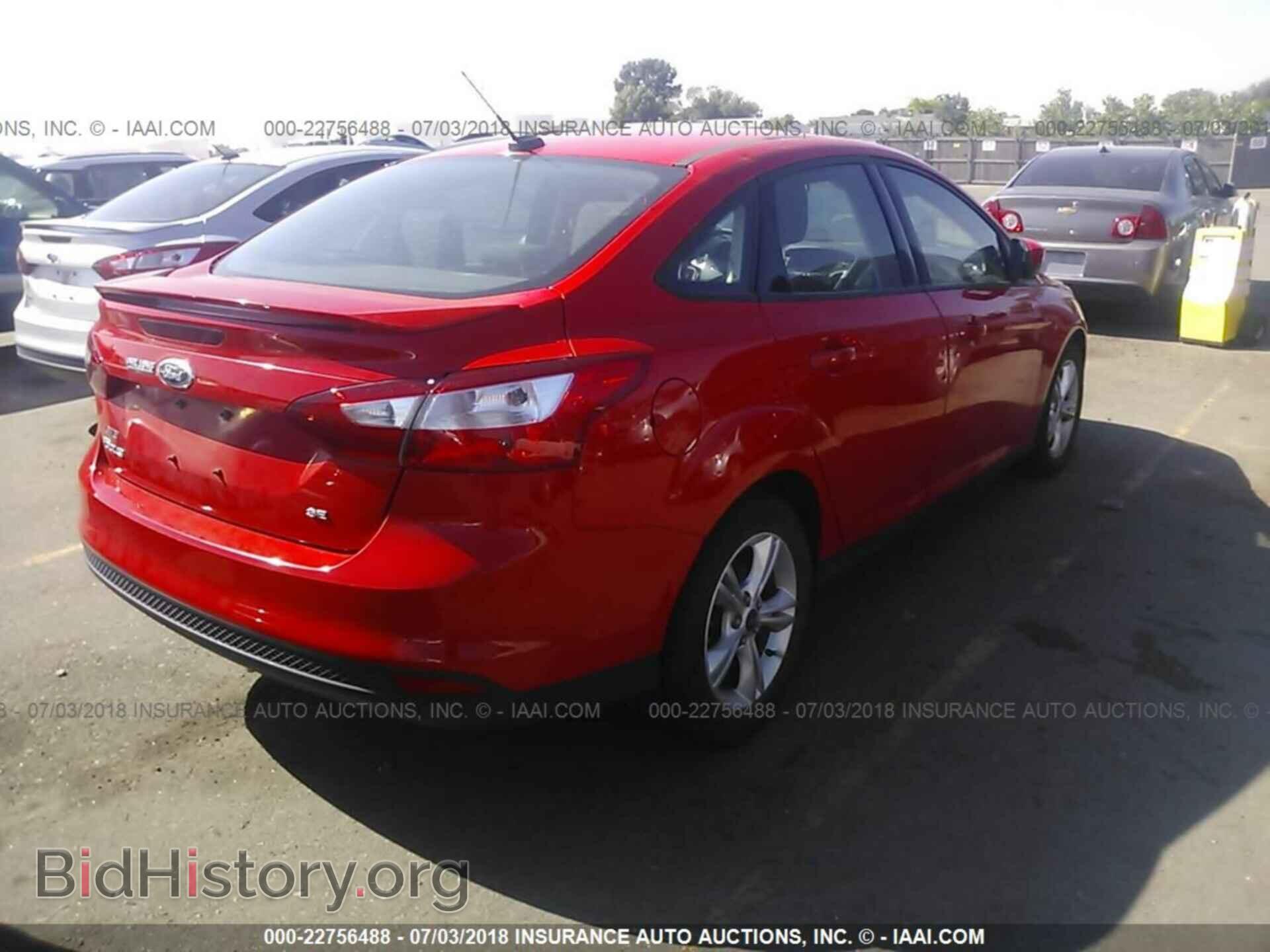 2012 Ford Focus - VIN: 1FAHP3F20CL347930 - Photo 4
