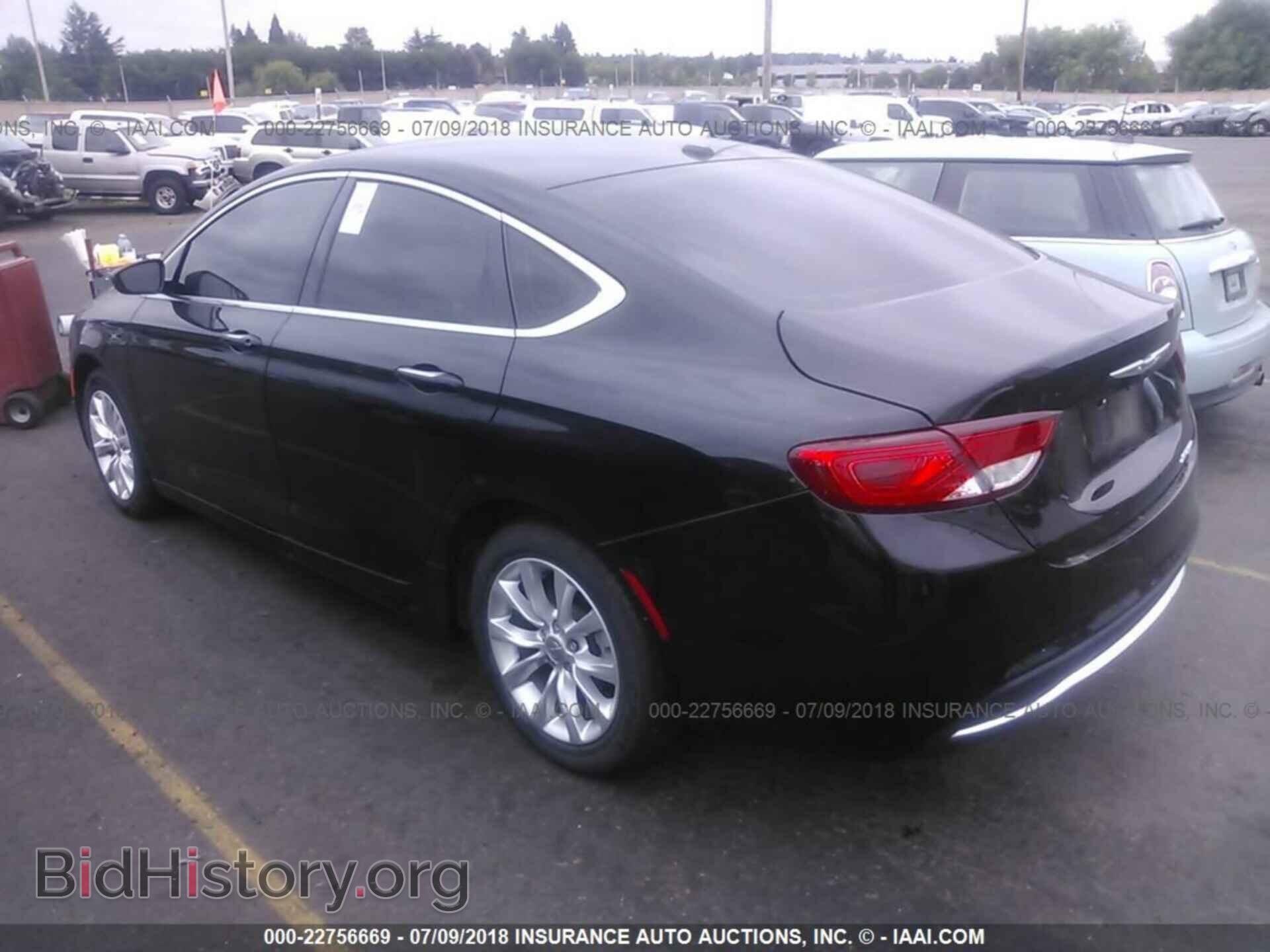 2015 Chrysler 200 - VIN: 1C3CCCCB3FN545595 - Photo 3