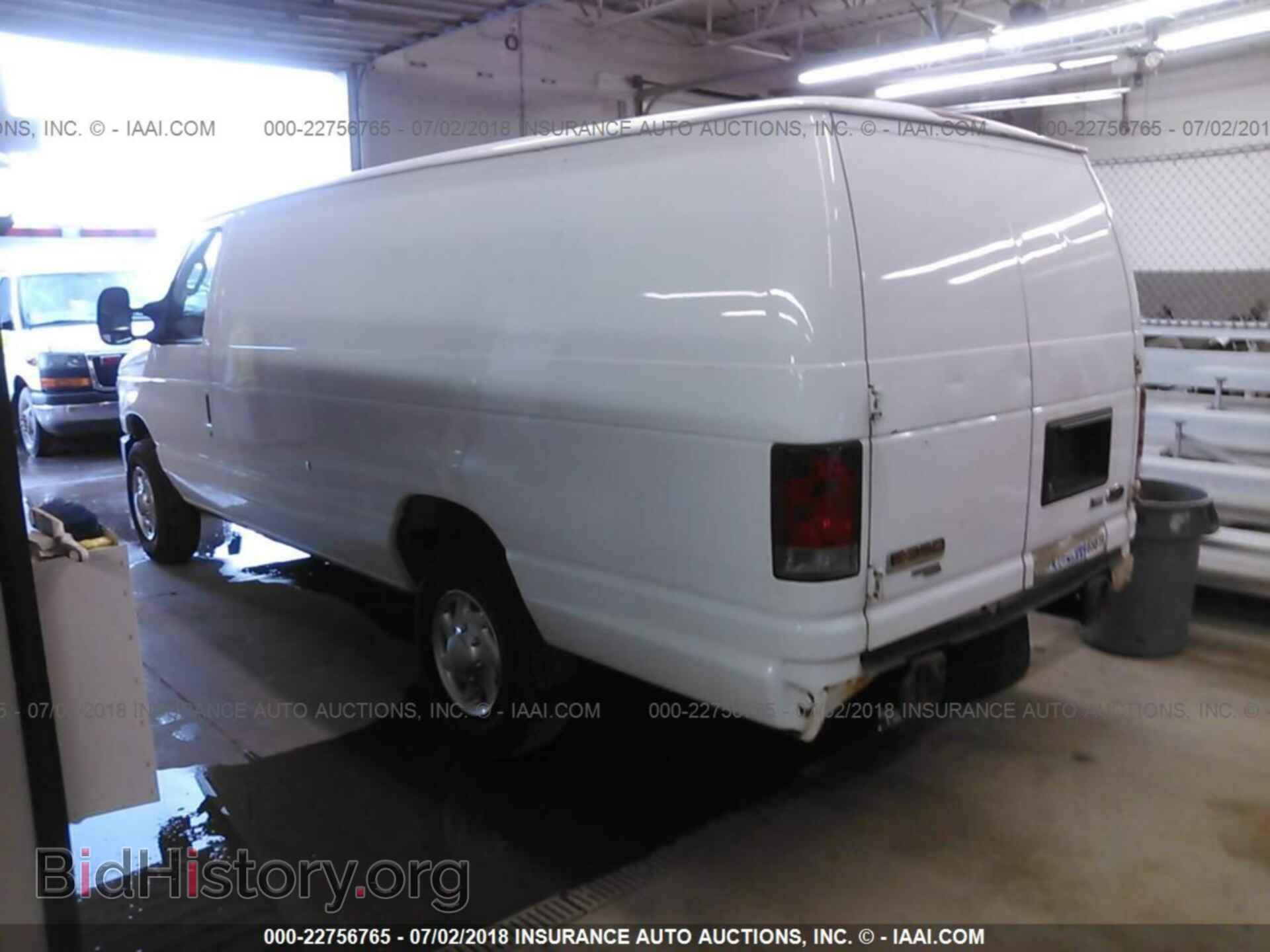 2011 Ford Econoline - VIN: 1FTSS3EL3BDA70174 - Photo 3