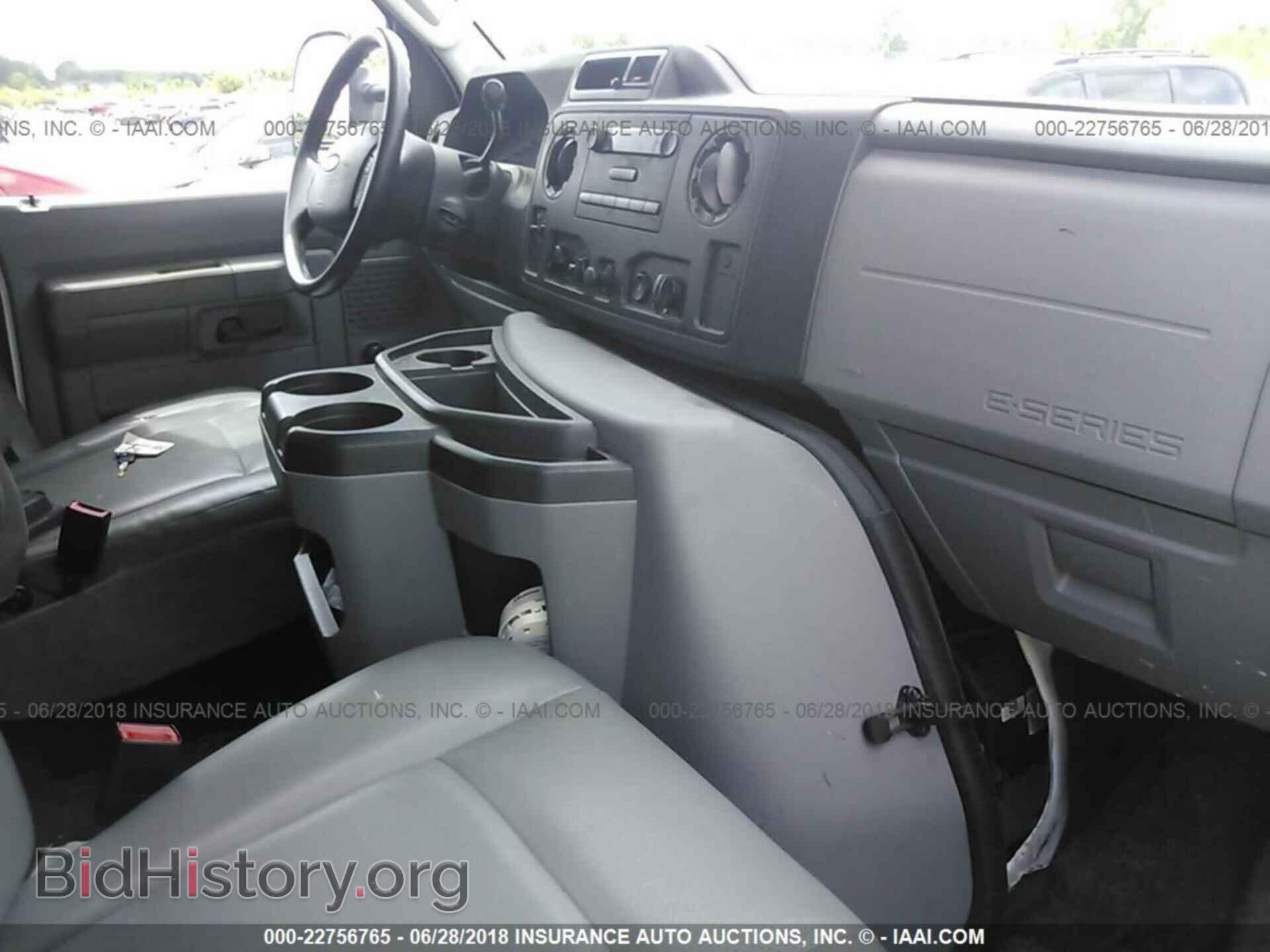 2011 Ford Econoline - VIN: 1FTSS3EL3BDA70174 - Photo 5