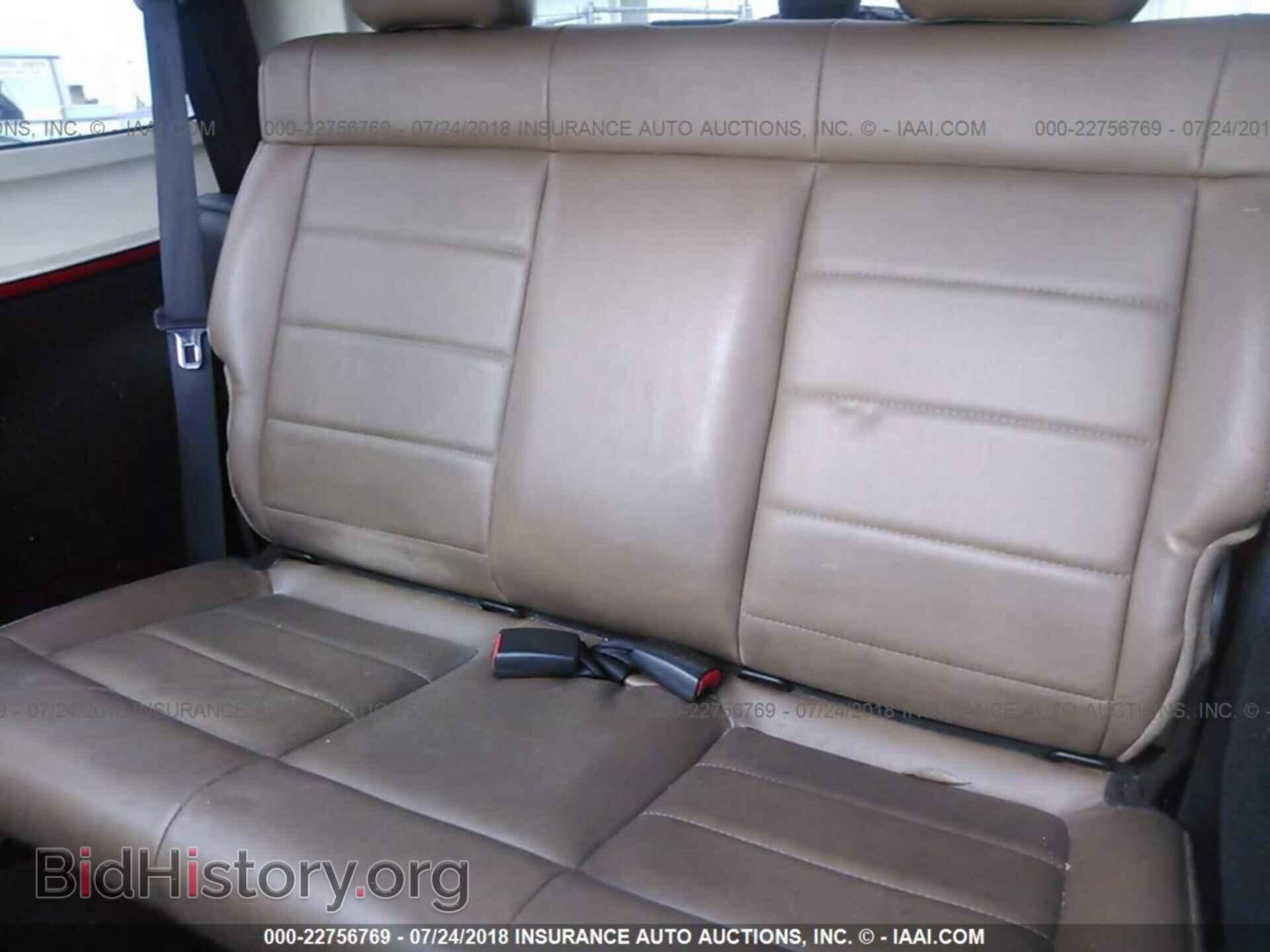 2011 Jeep Wrangler - VIN: 1J4AA5D11BL632907 - Фото 8