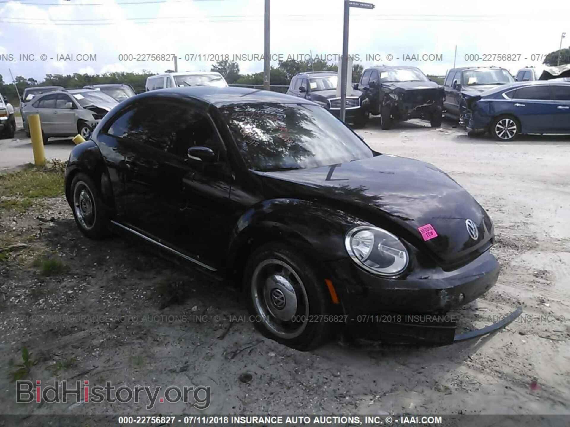 Фотография 3VWJP7AT0CM644744 - Volkswagen Beetle 2012