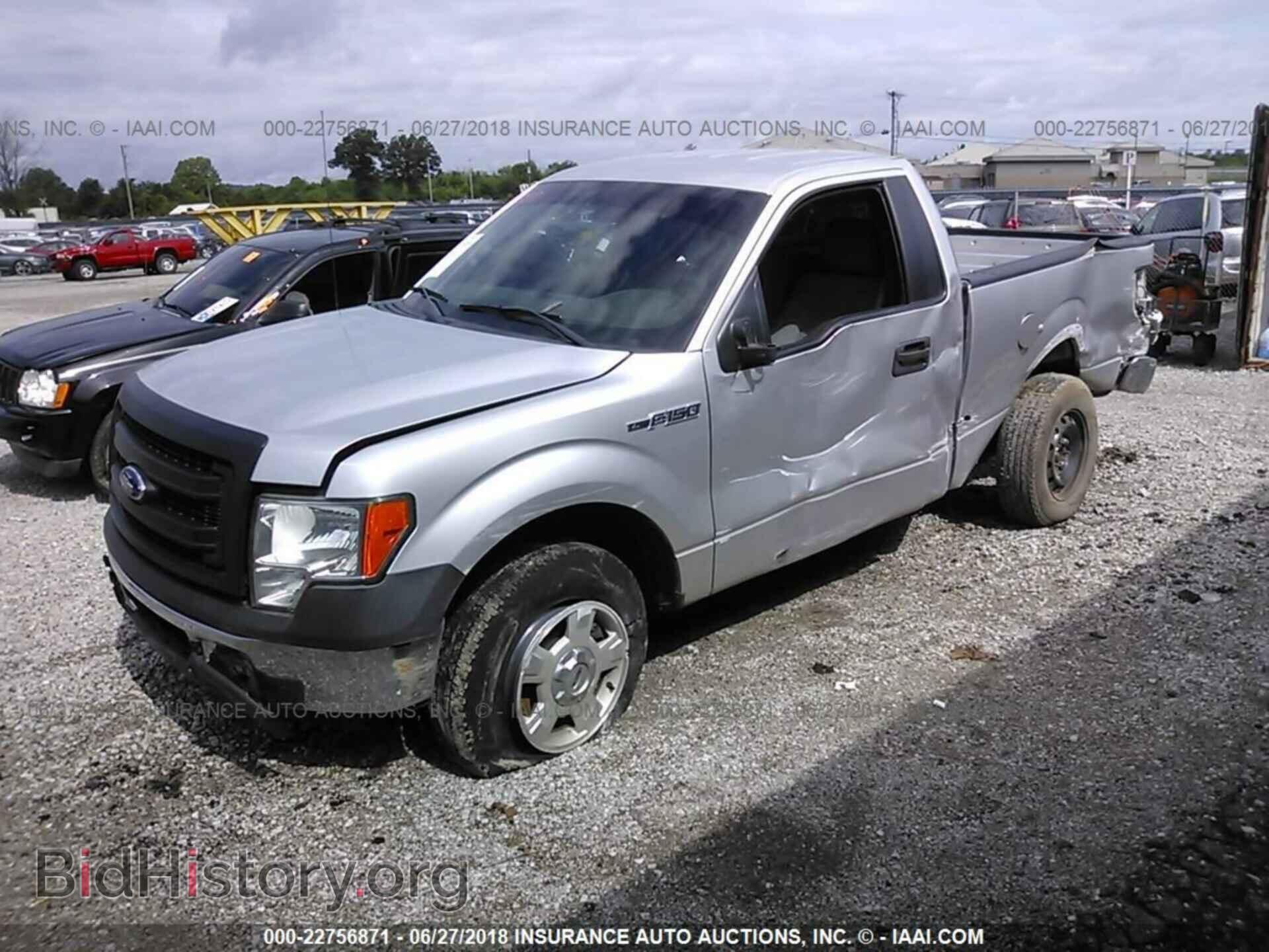 2013 Ford F150 - VIN: 1FTMF1CM8DFC84906 - Фото 2