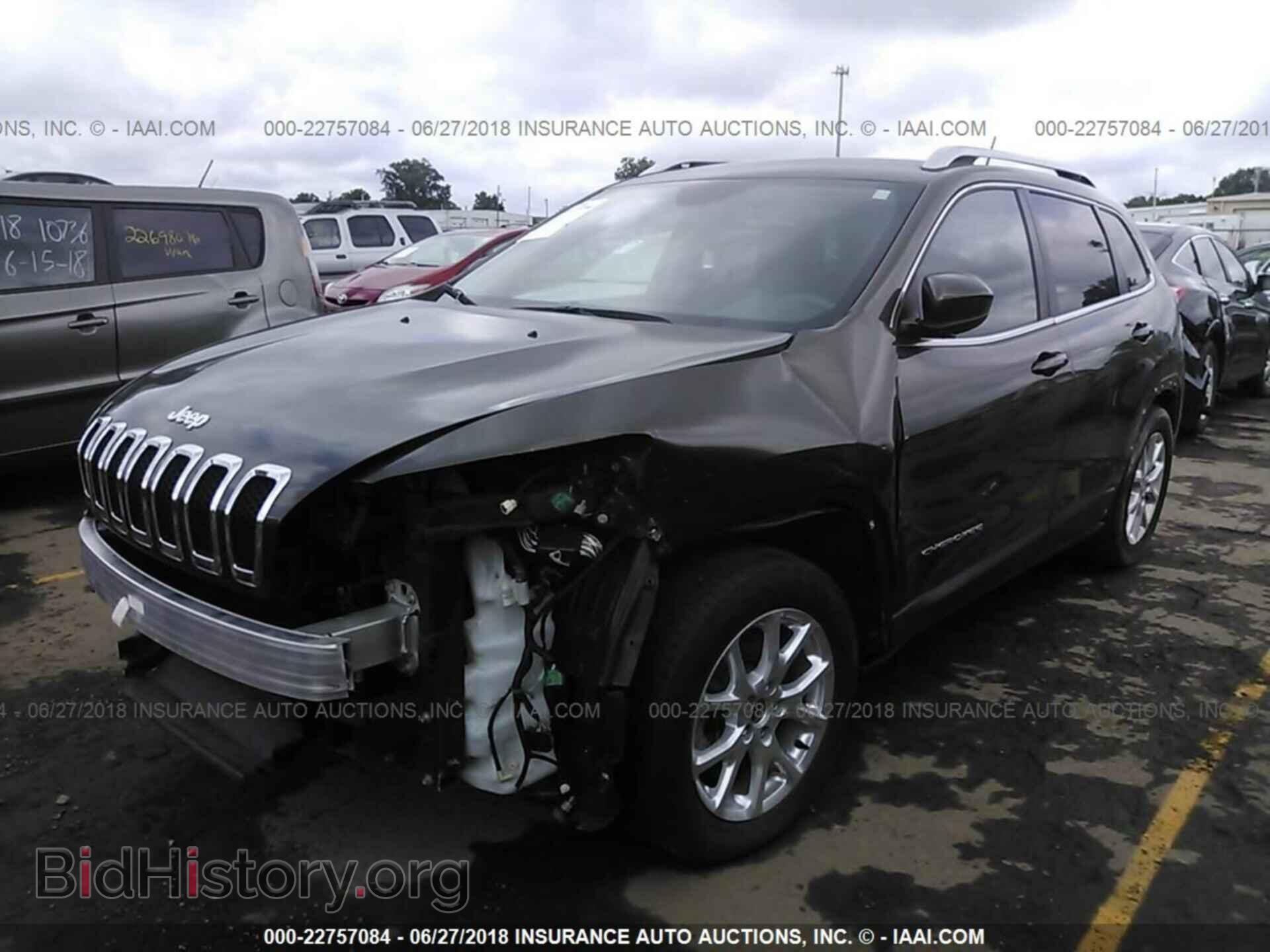 2014 Jeep Cherokee - VIN: 1C4PJLCB3EW221848 - Photo 2