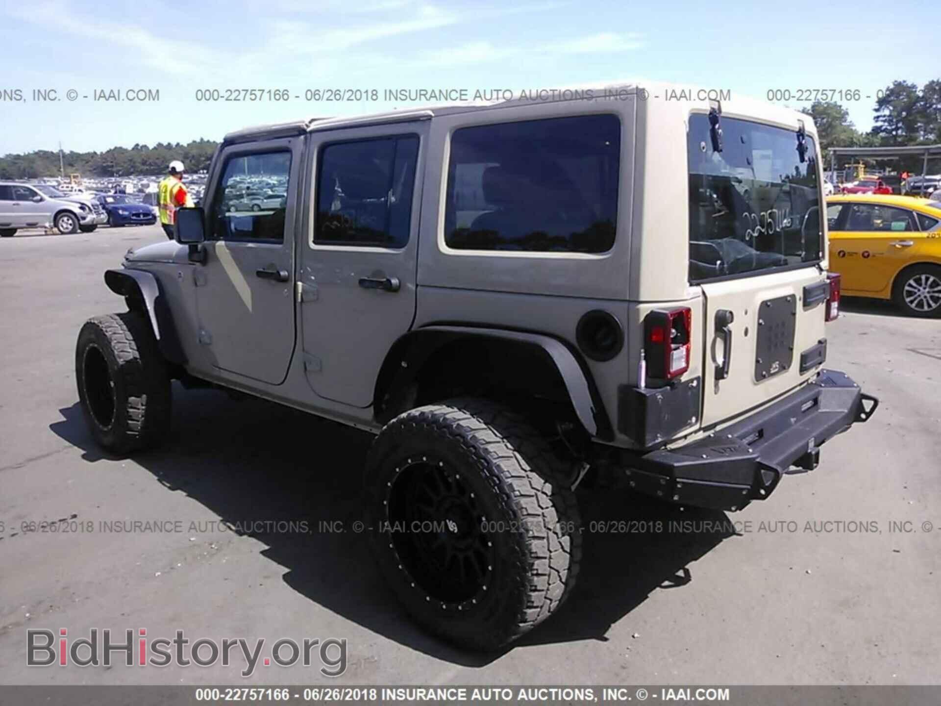 2017 Jeep Wrangler - VIN: 1C4BJWEG9HL614361 - Фото 3