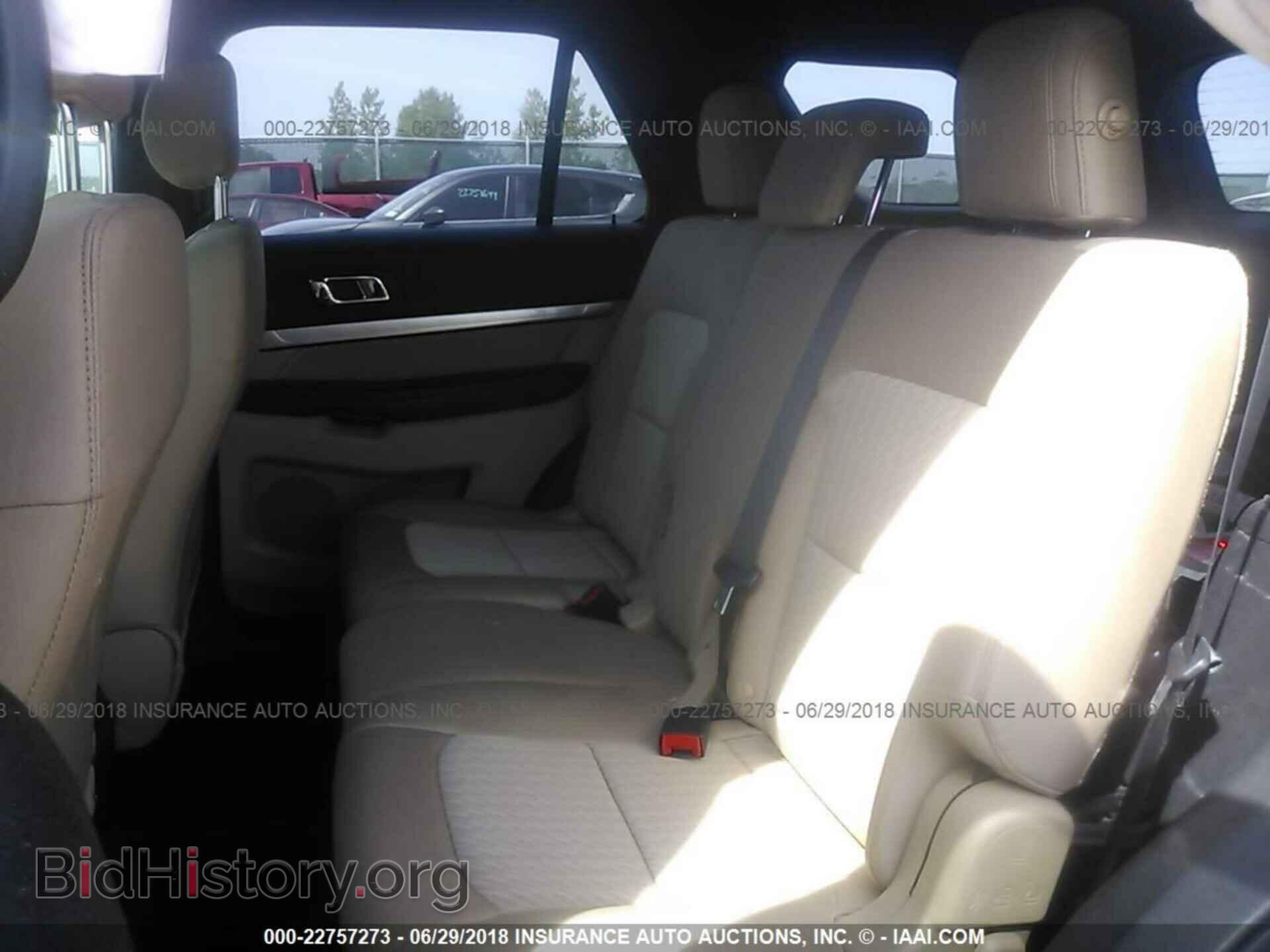 2017 Ford Explorer - VIN: 1FM5K8B87HGB41423 - Photo 8