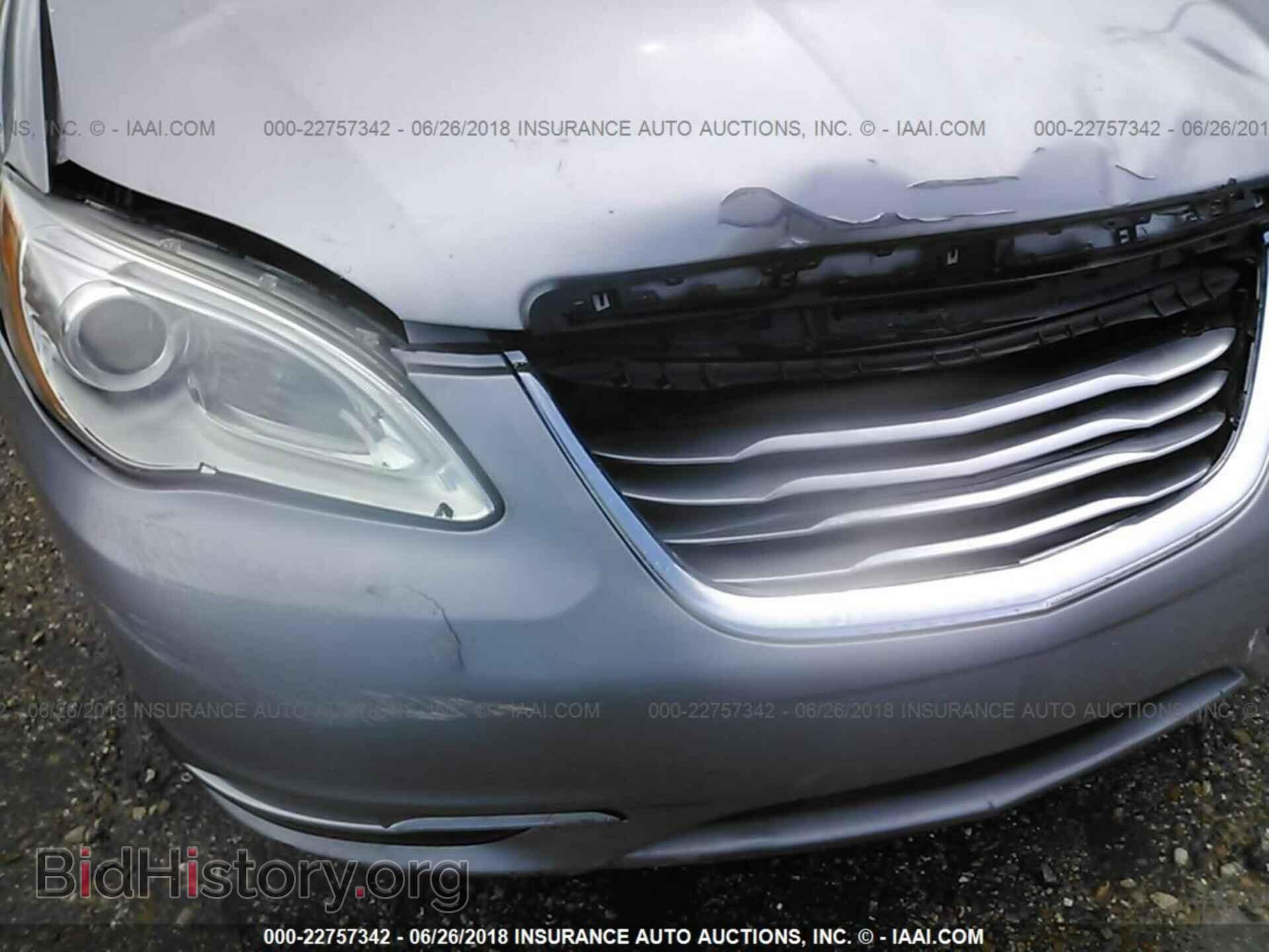 2013 Chrysler 200 - VIN: 1C3CCBAB0DN588494 - Фото 6