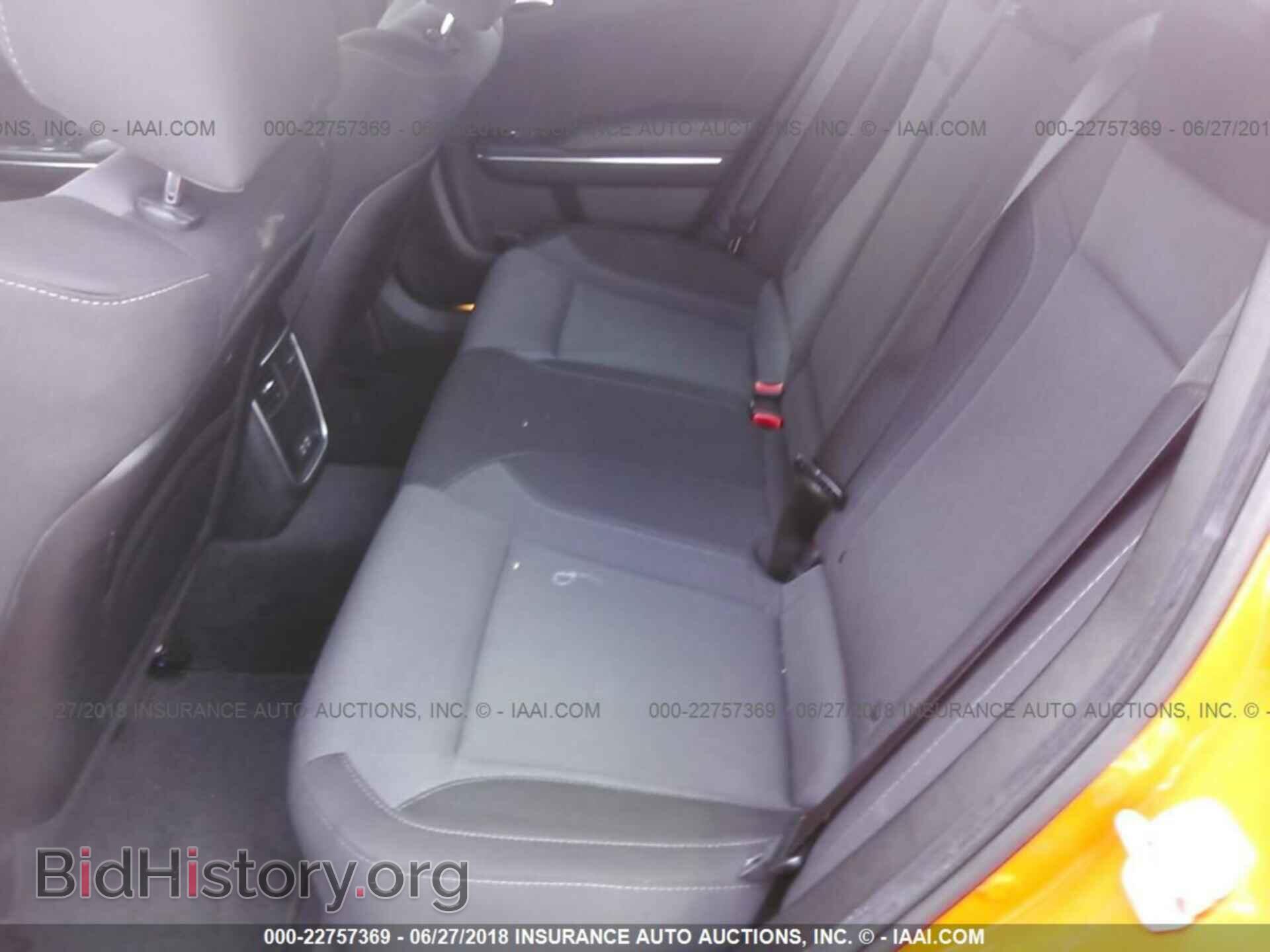 2017 Dodge Charger - VIN: 2C3CDXJG5HH511558 - Photo 8